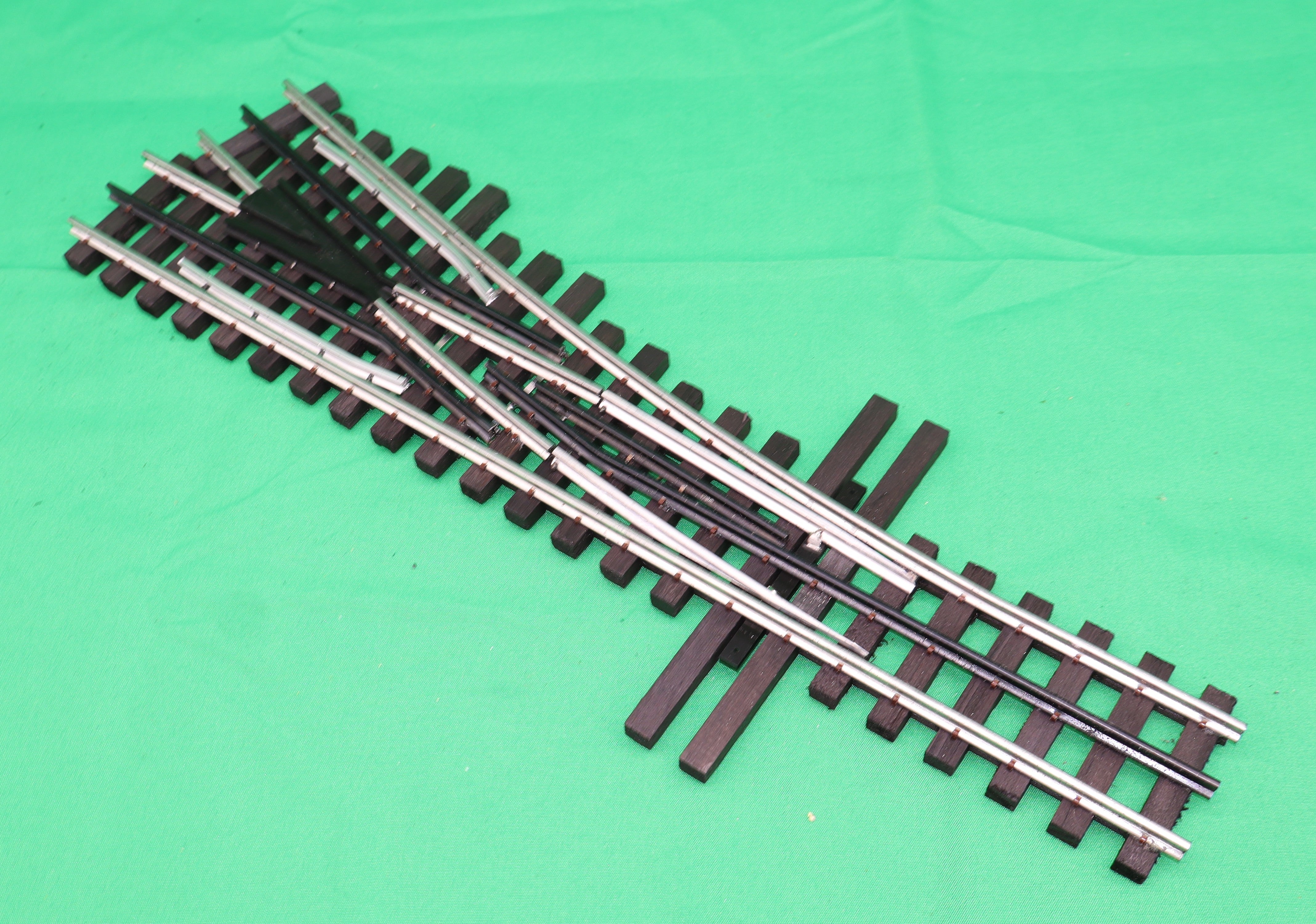 Ross Custom Switches #200 - Premiere Line - #4 Switch Track (Right Hand) - Manual