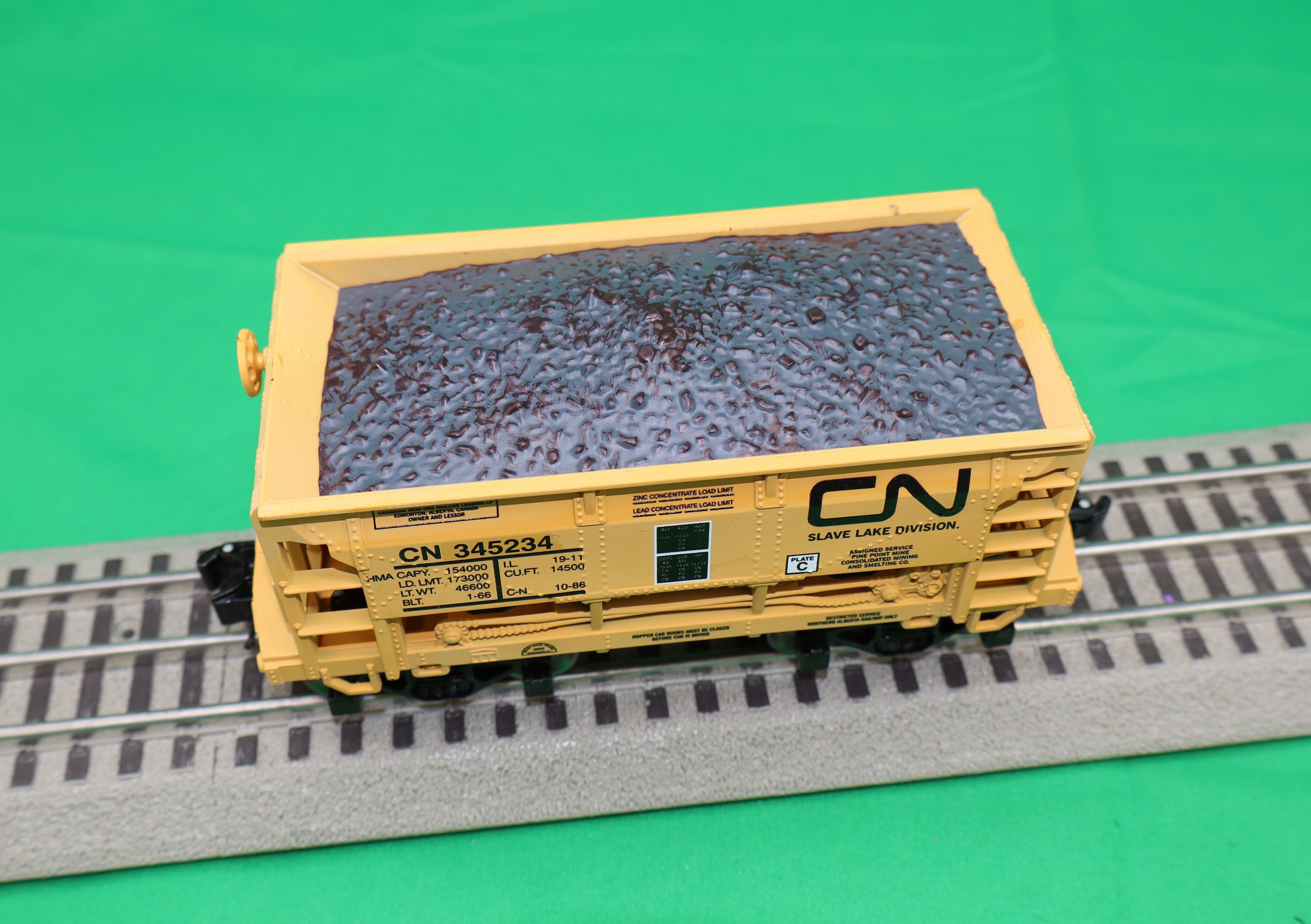 Ready Made Trains RMT-96788 - Ore Car "Canadian National" (Slave Lake Division)