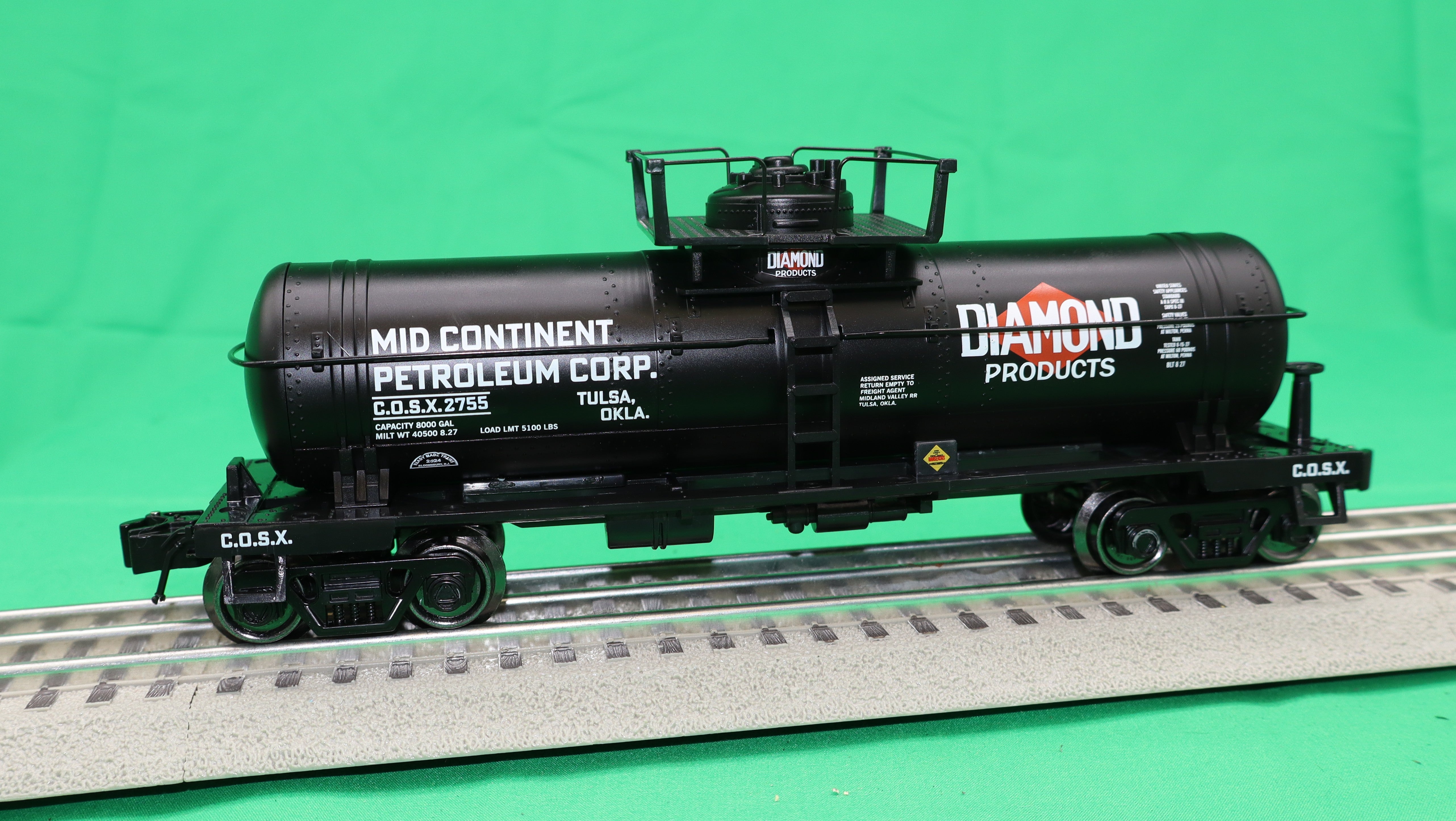 Ready Made Trains RMT-RMT-96899-159 - 8000 Gallon Single Dome Tank "Mid-Continent Oil"