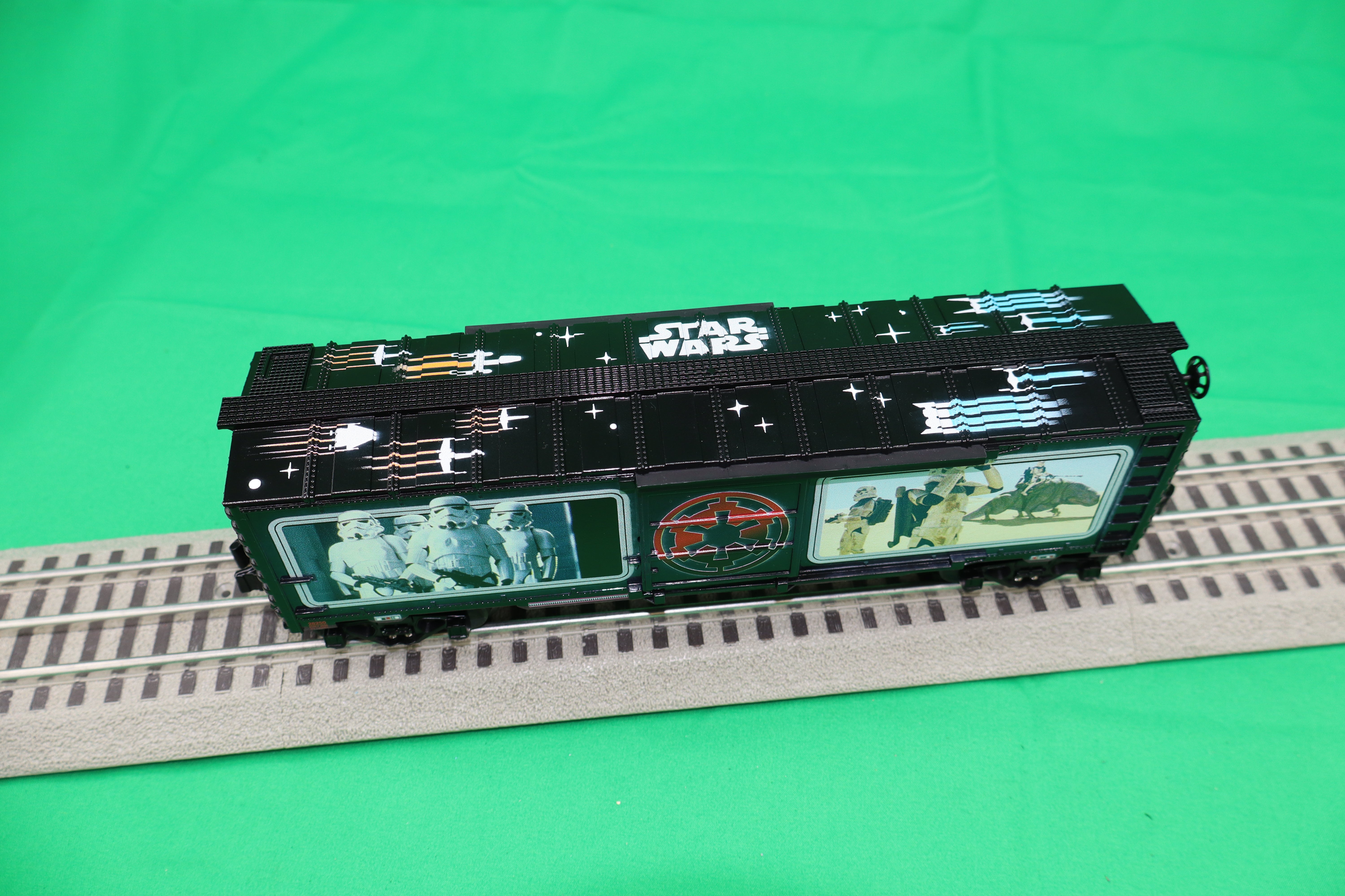 Lionel 2528250 - Star Wars - Character Boxcar "Stormtroopers"
