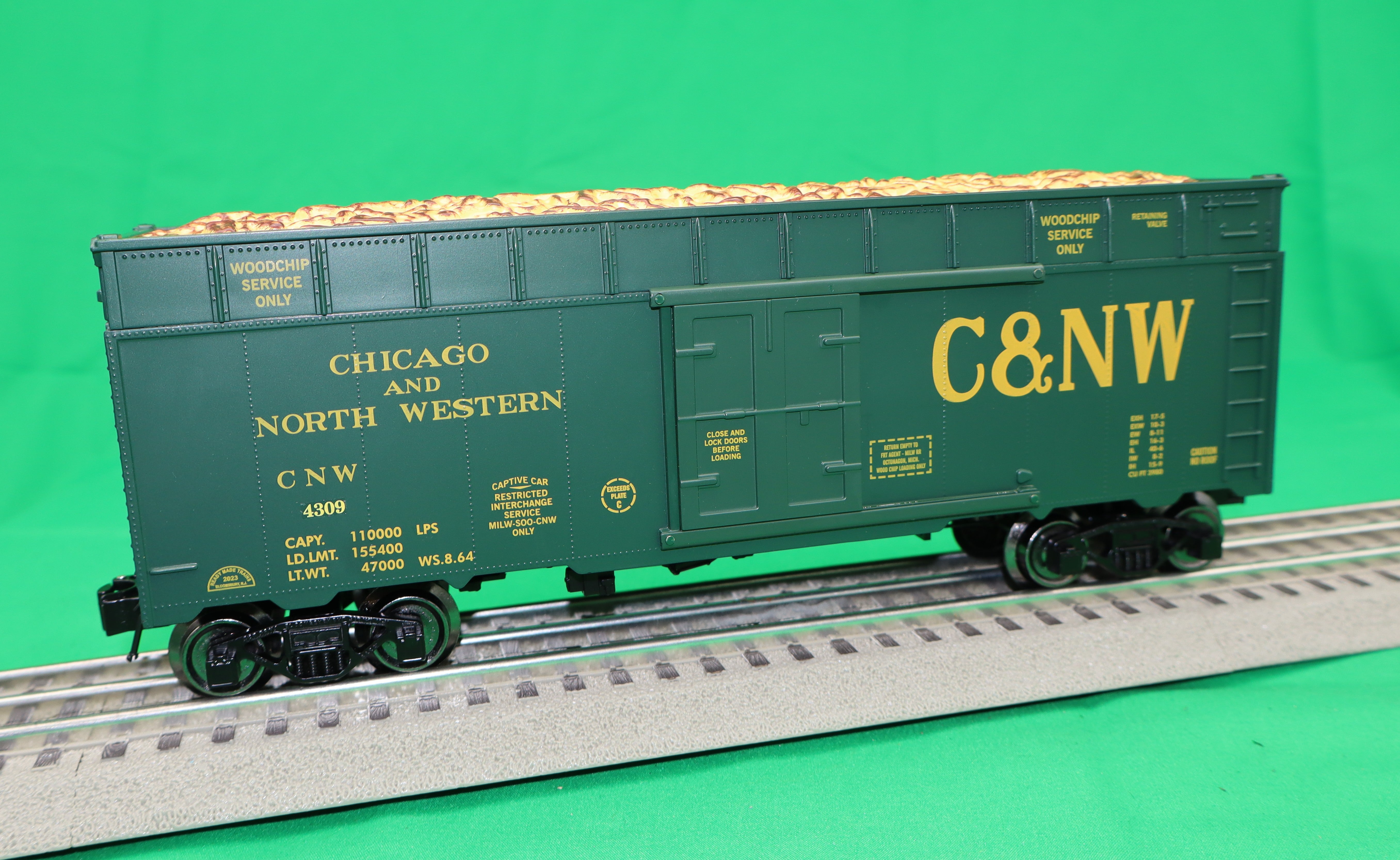 Ready Made Trains RMT-86441 - 40' Woodchip Car "Chicago & North Western"