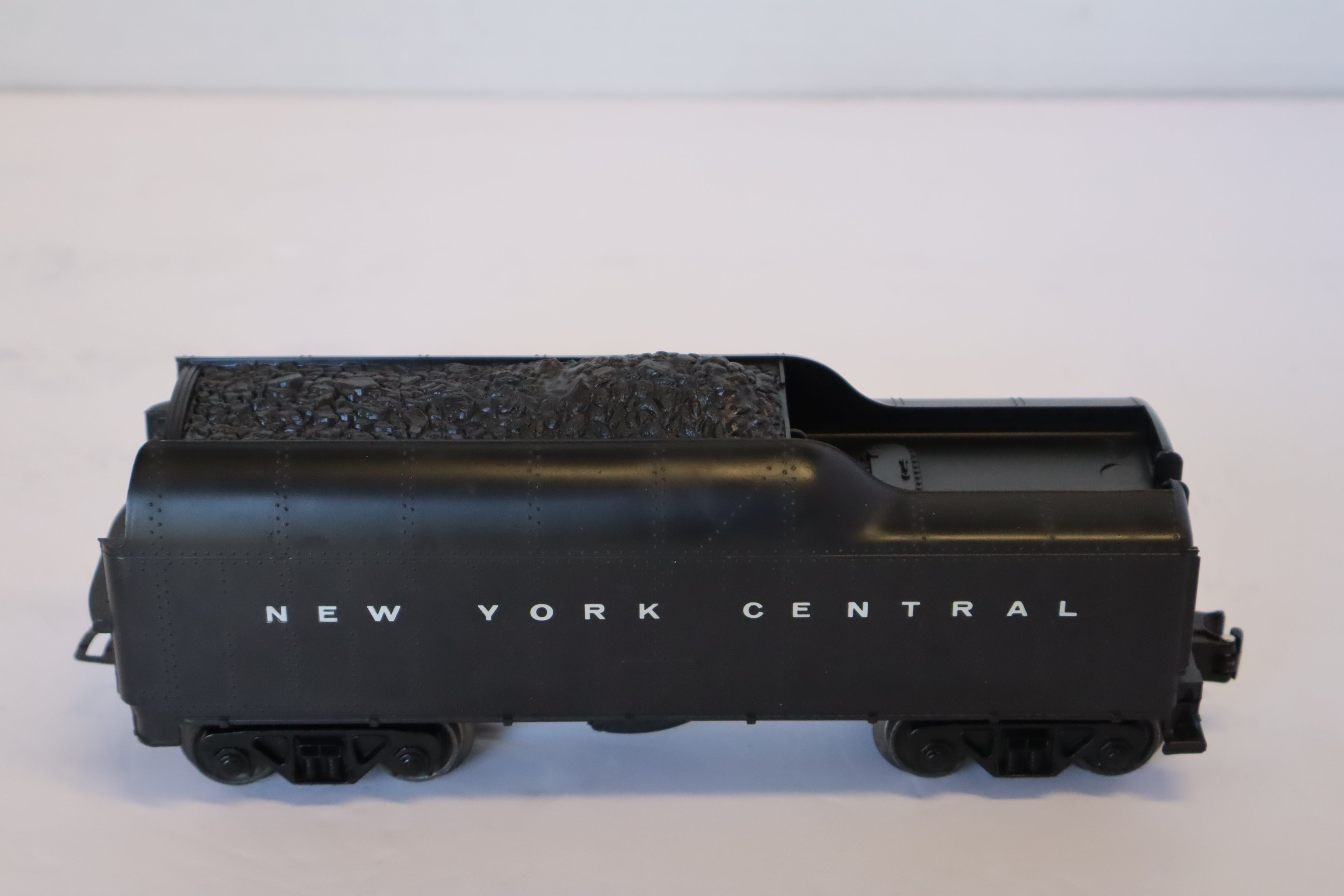 1964 Lionel No 773W Tender with Whistle-Second hand-M7908