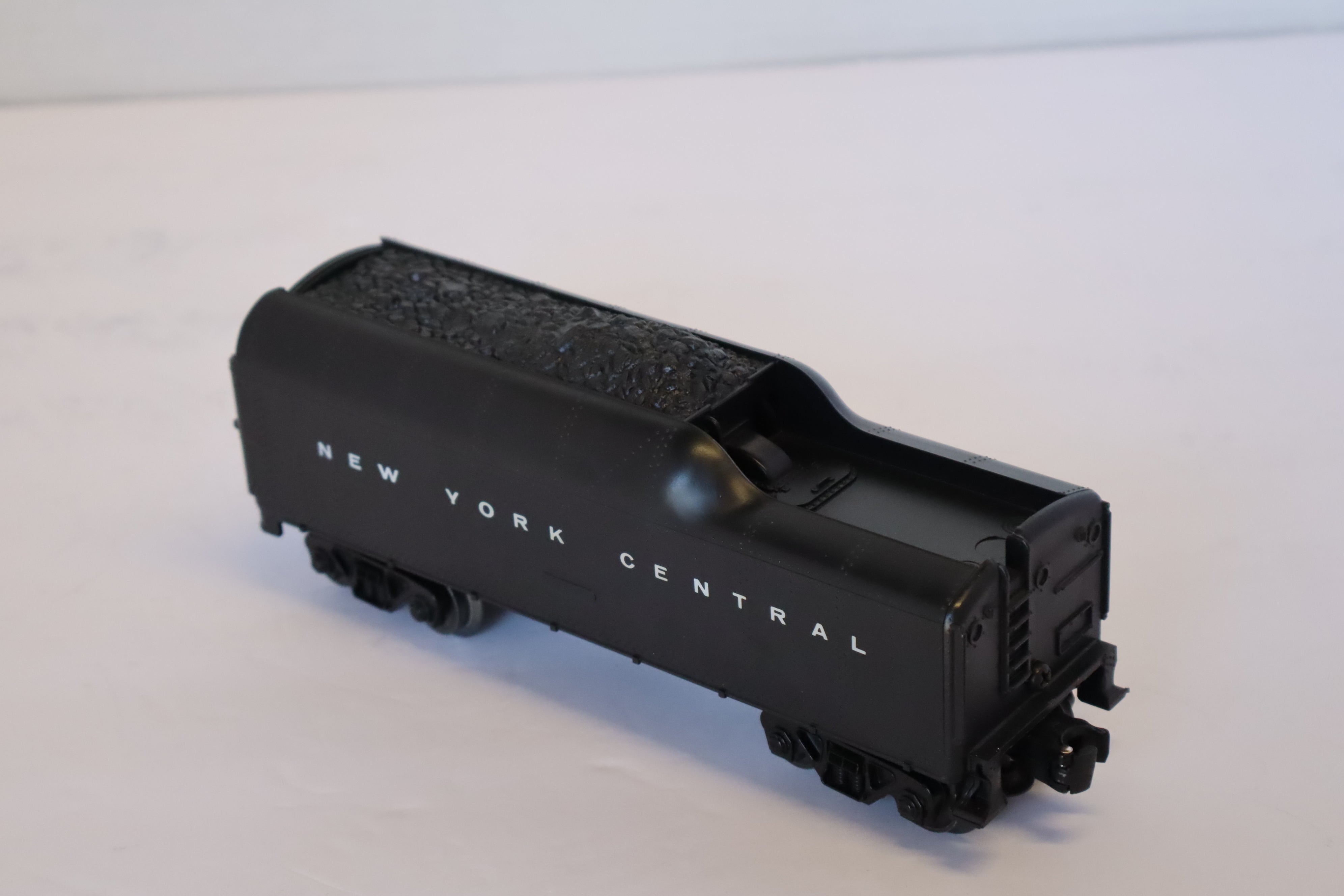 1964 Lionel No 773W Tender with Whistle-Second hand-M7908