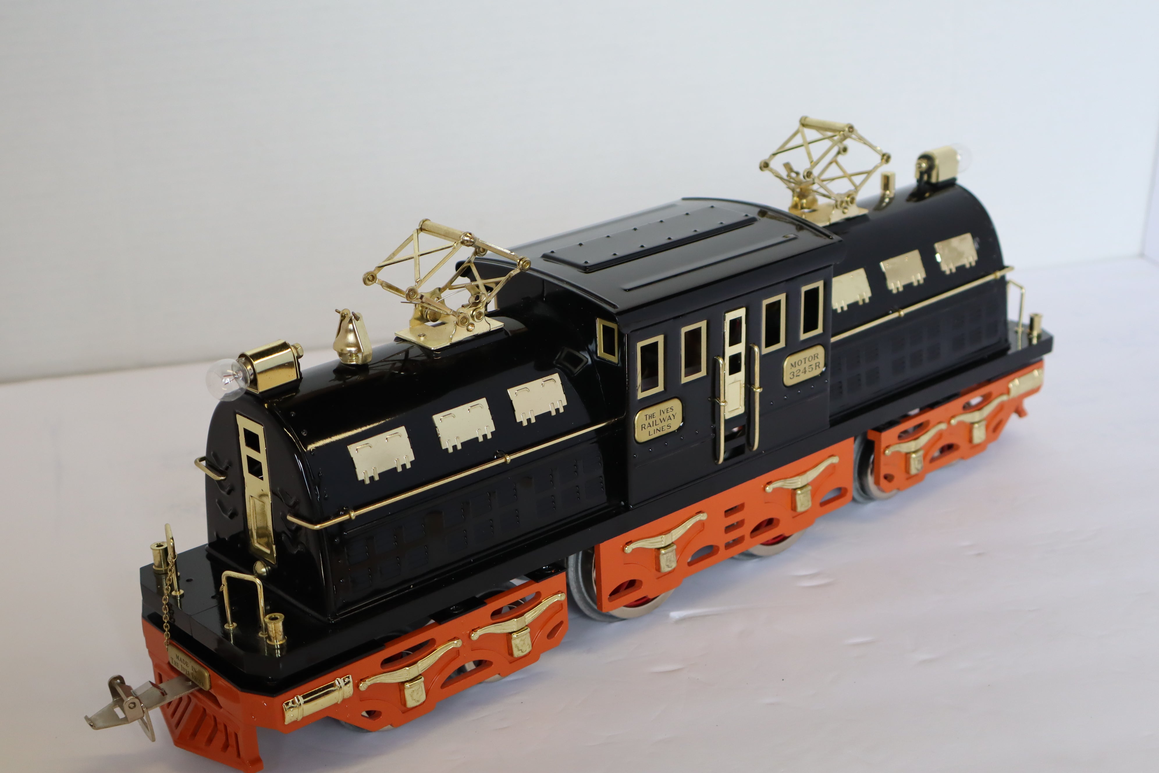 S GAUGE-MTH 10-1164-1A, 3245 Olympian Electric Engine 10-1164B, C, D  3245 Ives Olympian Contemporary Version-Second hand-M7559
