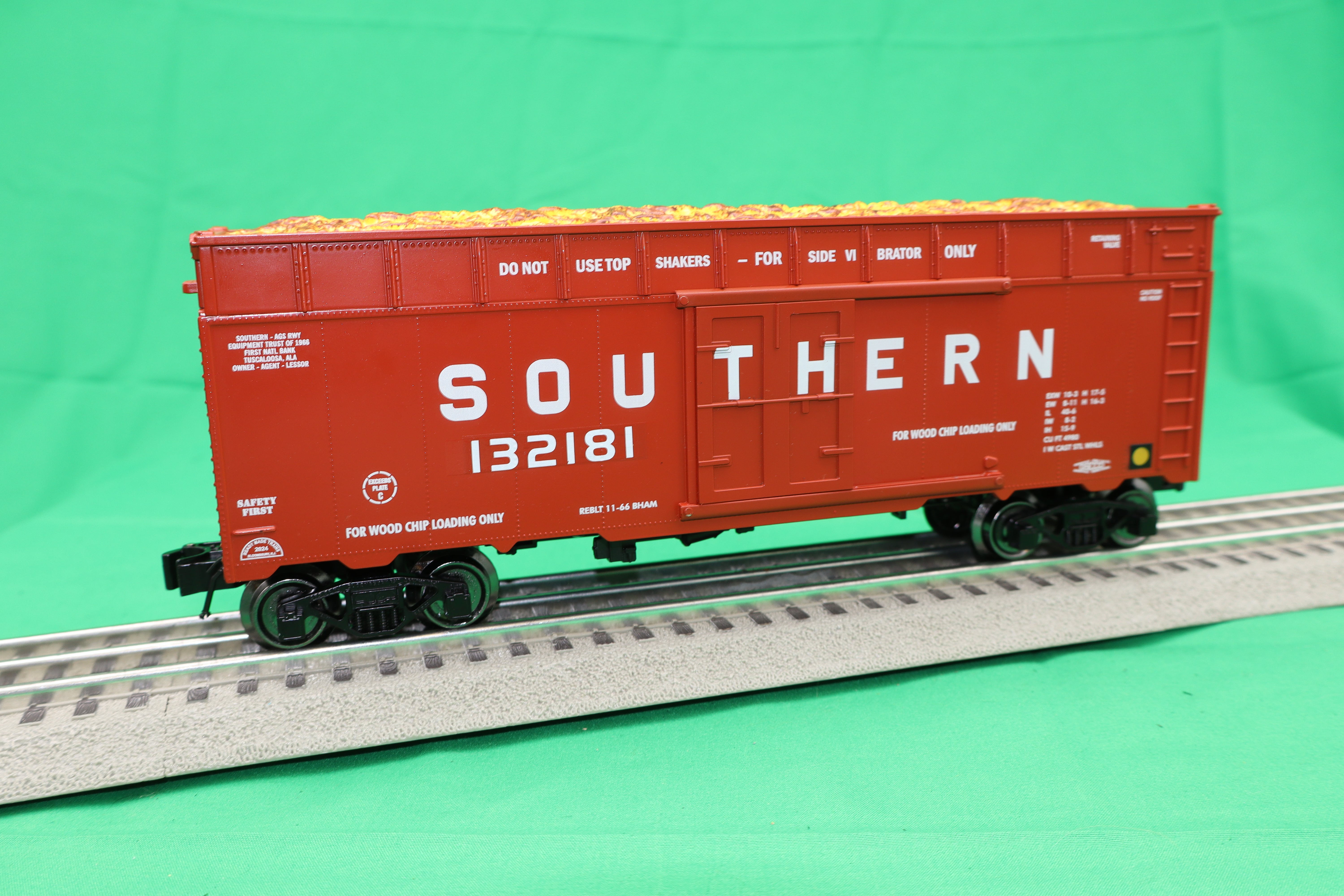 Ready Made Trains RMT-86425 - 40' Woodchip Car "Southern"