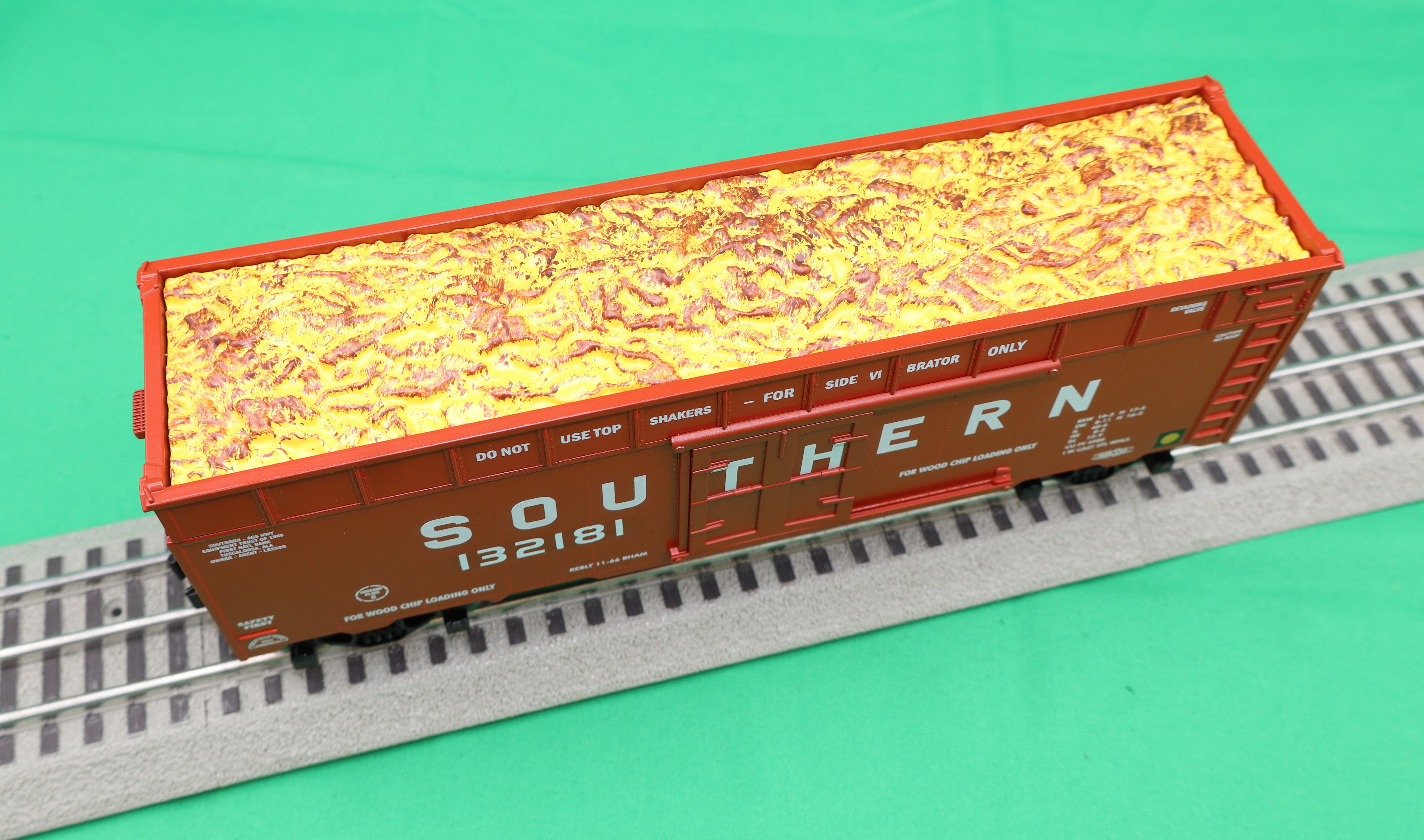 Ready Made Trains RMT-86425 - 40' Woodchip Car "Southern"