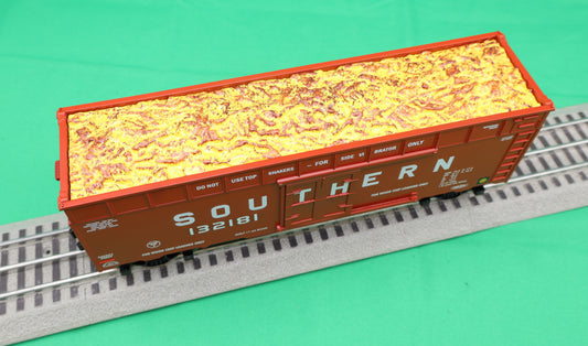 Ready Made Trains RMT-86425 - 40' Woodchip Car "Southern" - MrMuffin'sTrains