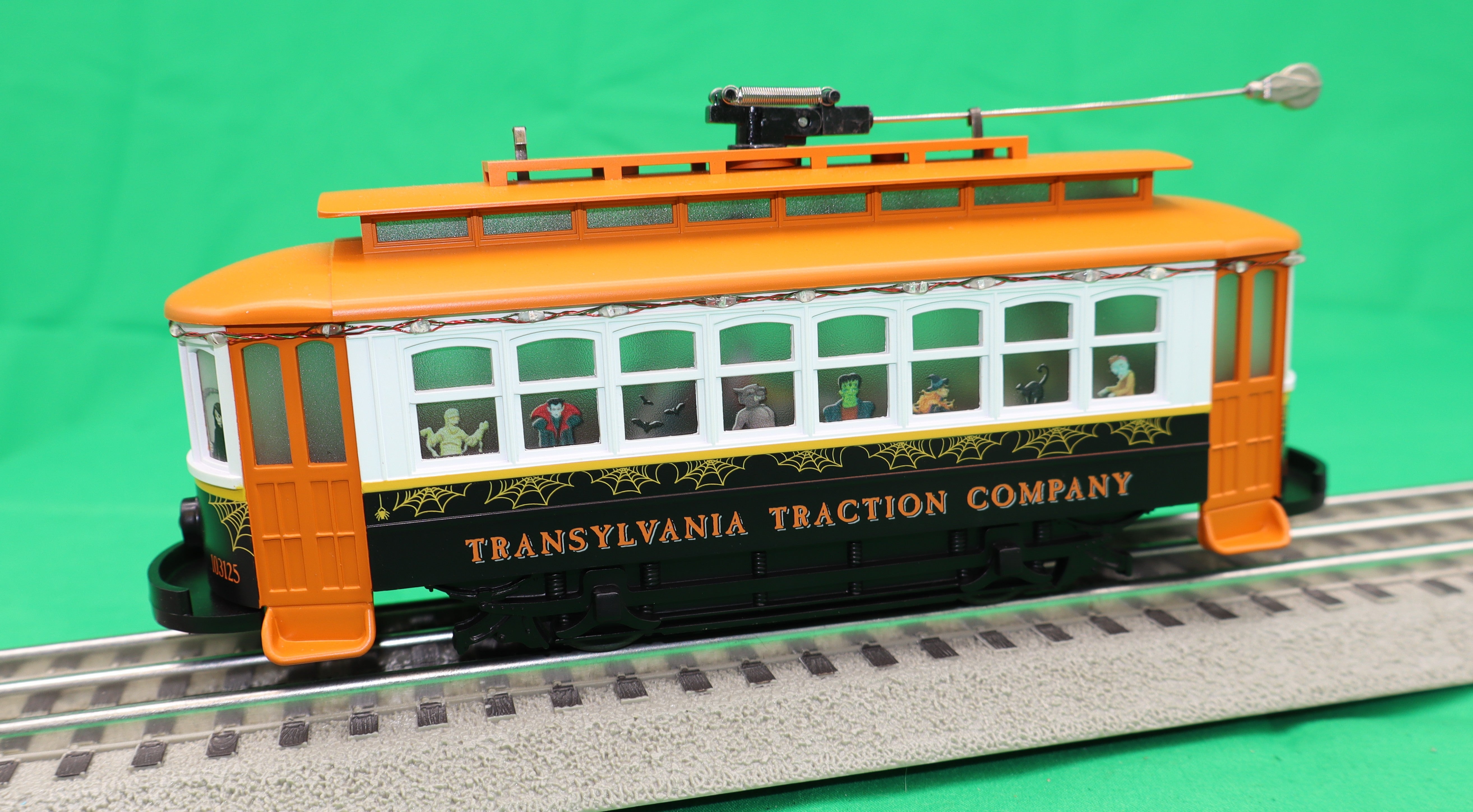 MTH 30-5253 - Trolley "Transylvania Traction Co." w/ LED Lights