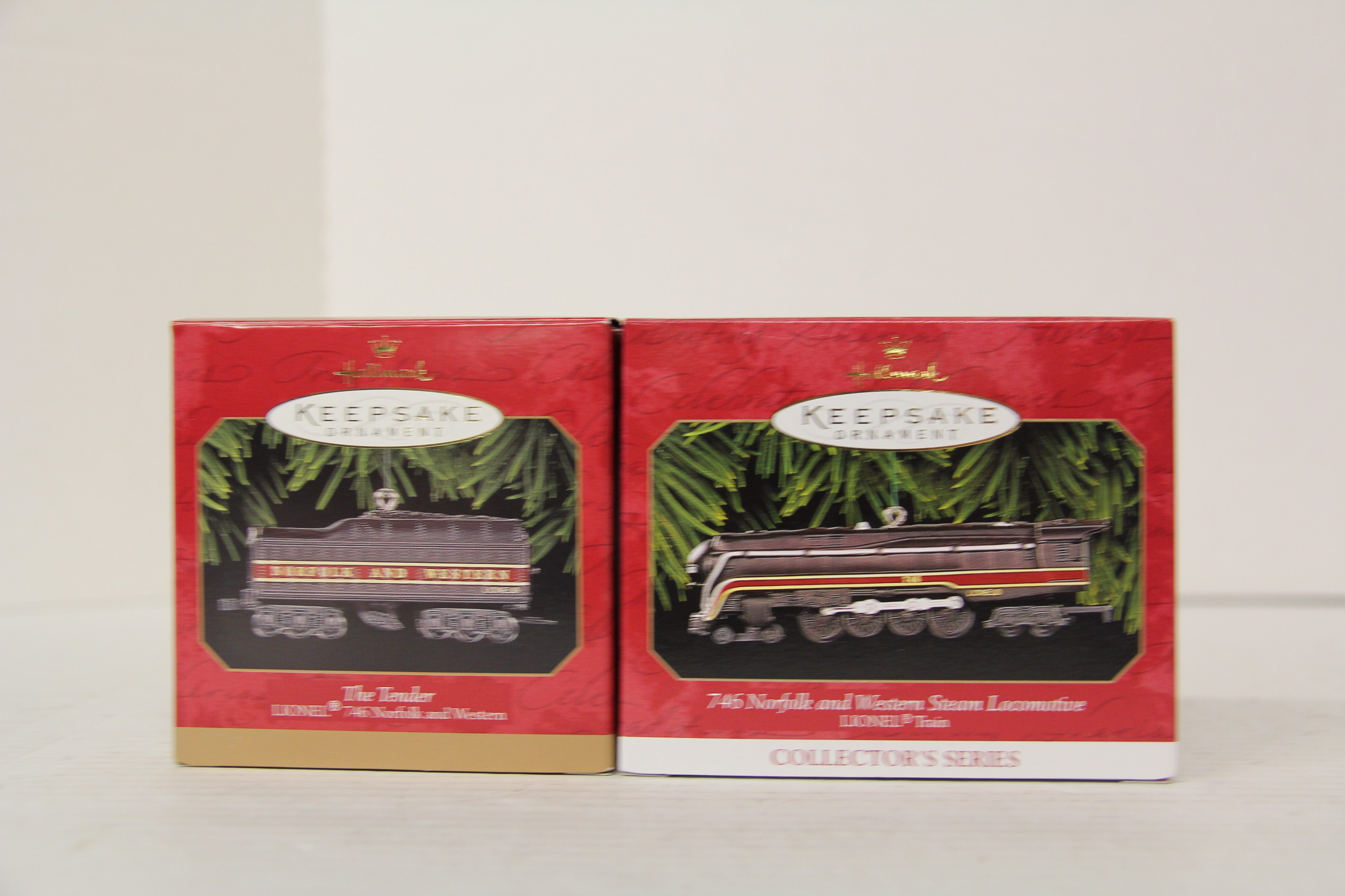 1999 Hallmark Keepsake 746 Norfolk & Western Steam Train Ornaments 2 Set-Second hand-M6459