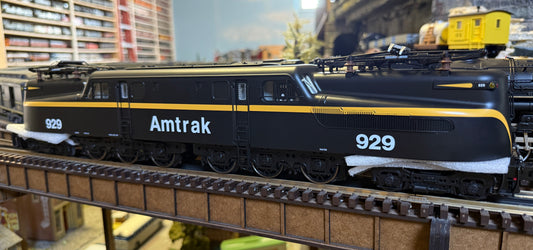 Lionel 2533030 - Vision Line GG1 Electric Engine "Amtrak" #929 (Phase I)