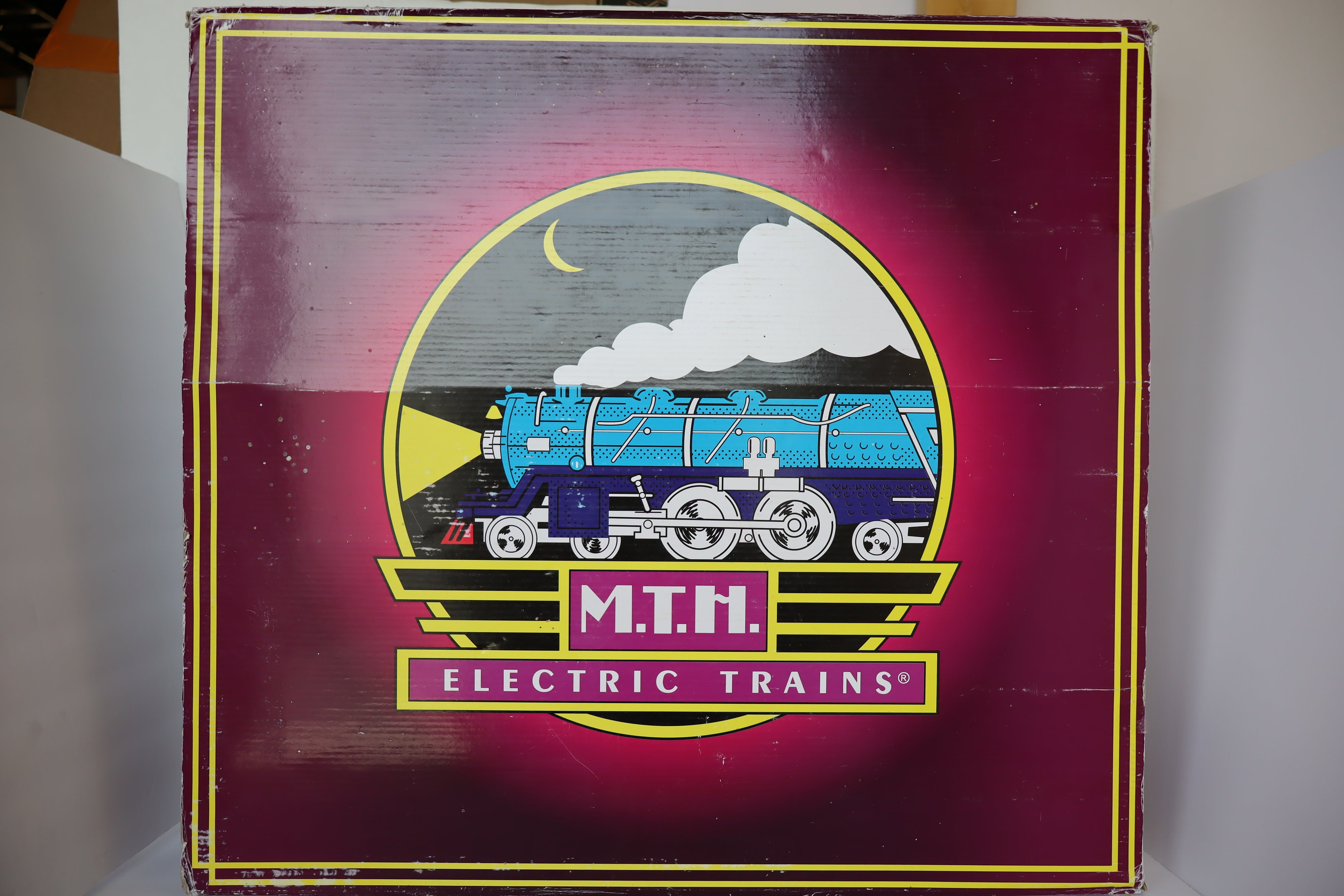 MTH 20-65210 & 20-66210 Denver & Rio Grande 70' Streamlined Pass Set 7 Car Pass Set-Second hand-M7915