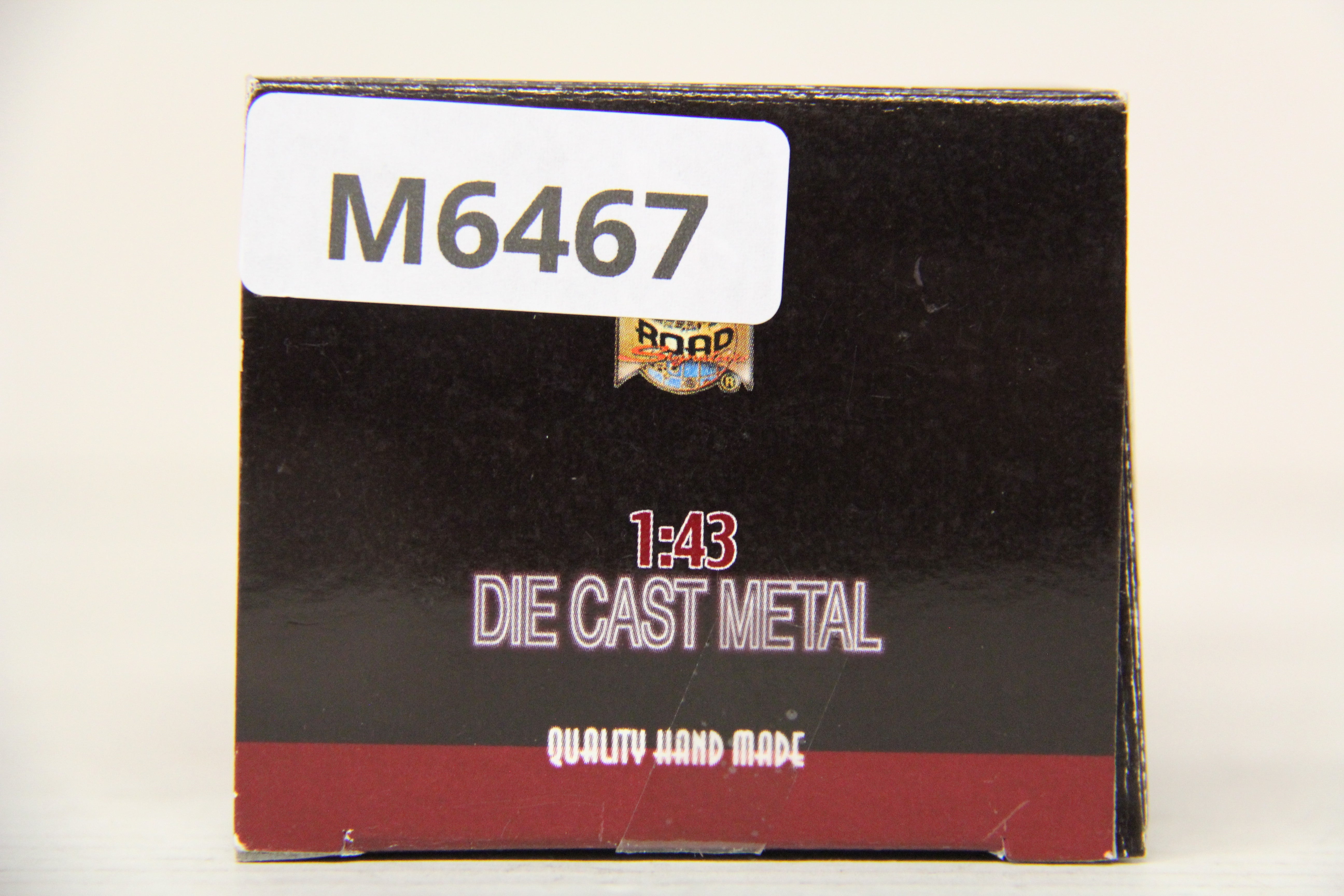 Road Signature 1937 Ford V8 Convertible 1:43 scale-Second hand-M6467