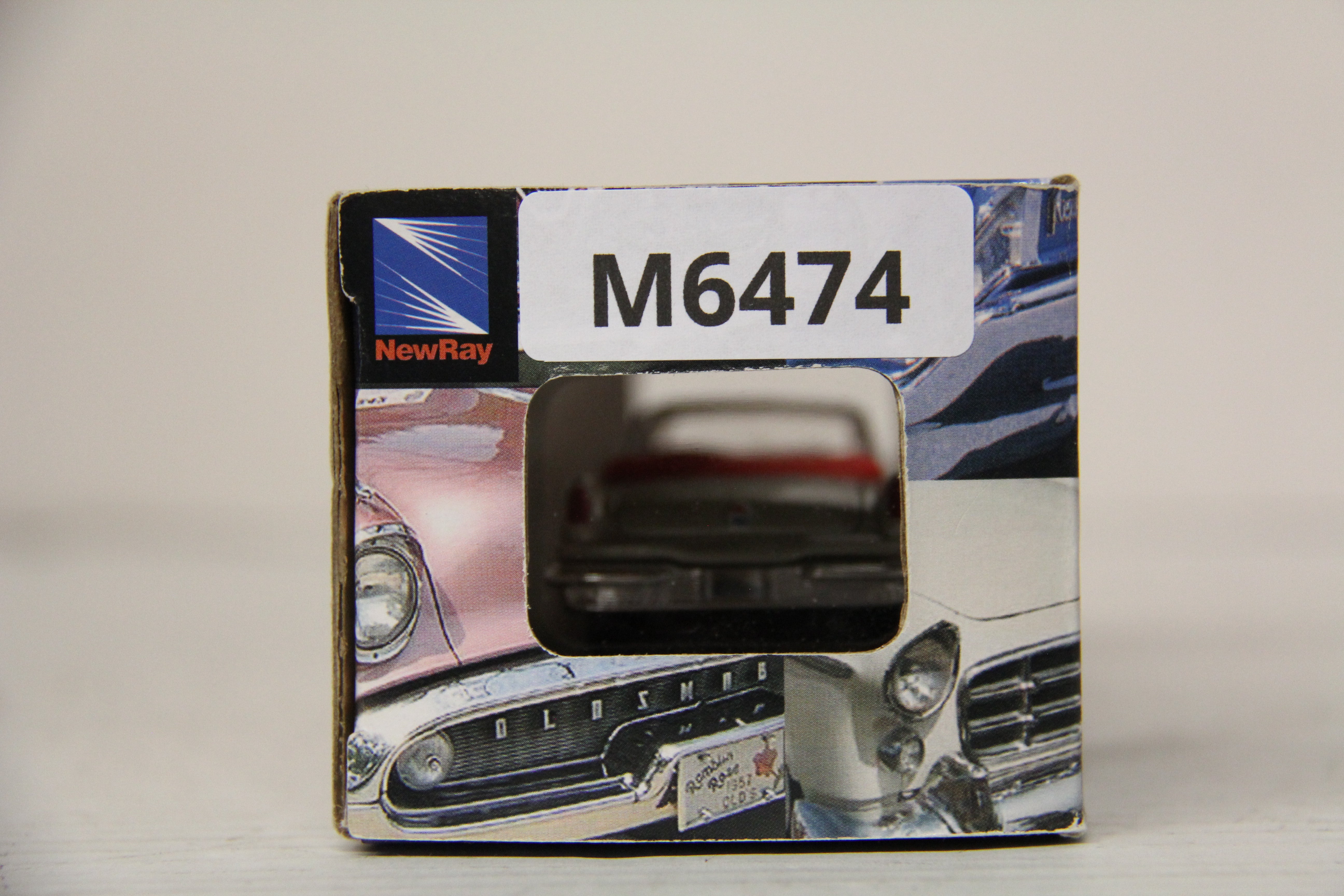 NewRay 1959 Chrysler 300E 1:43 scale-Second hand-M6474
