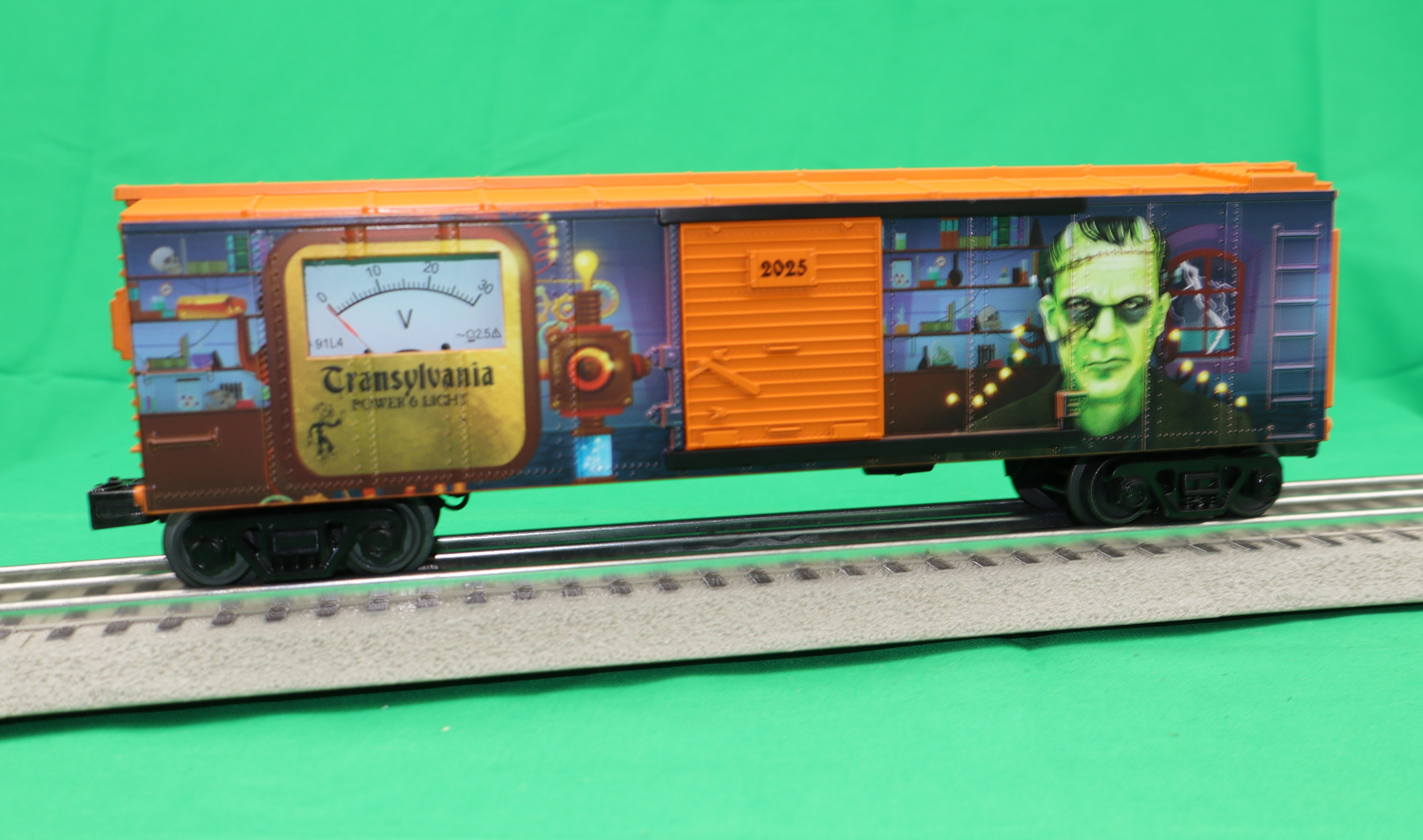 MTH 30-71229 - Power & Light Box Car "Transylvania" #2025 w/ Power Meter