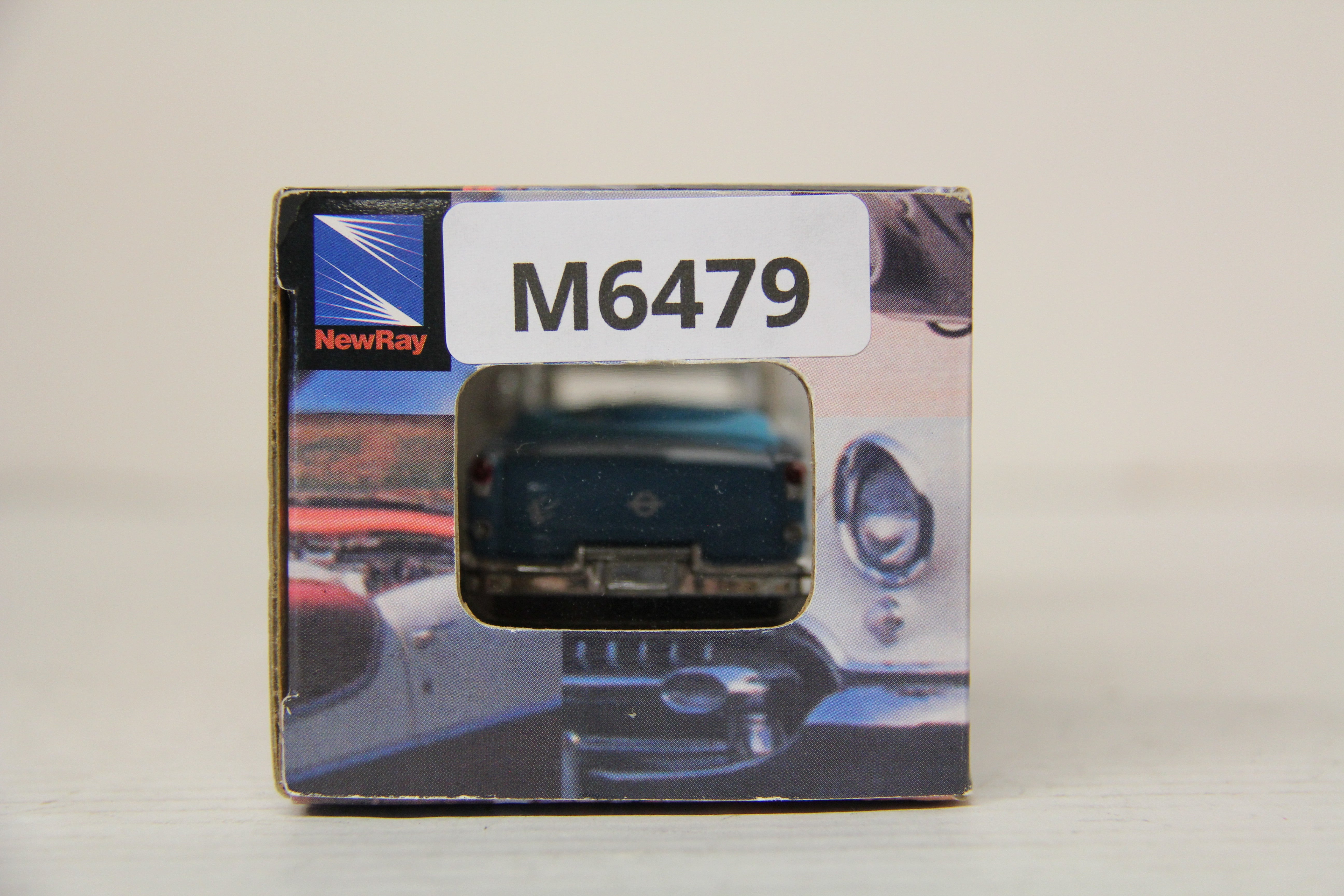 NewRay 1955 Oldsmobile Super 88- 1:43 scale-Second hand-M6479