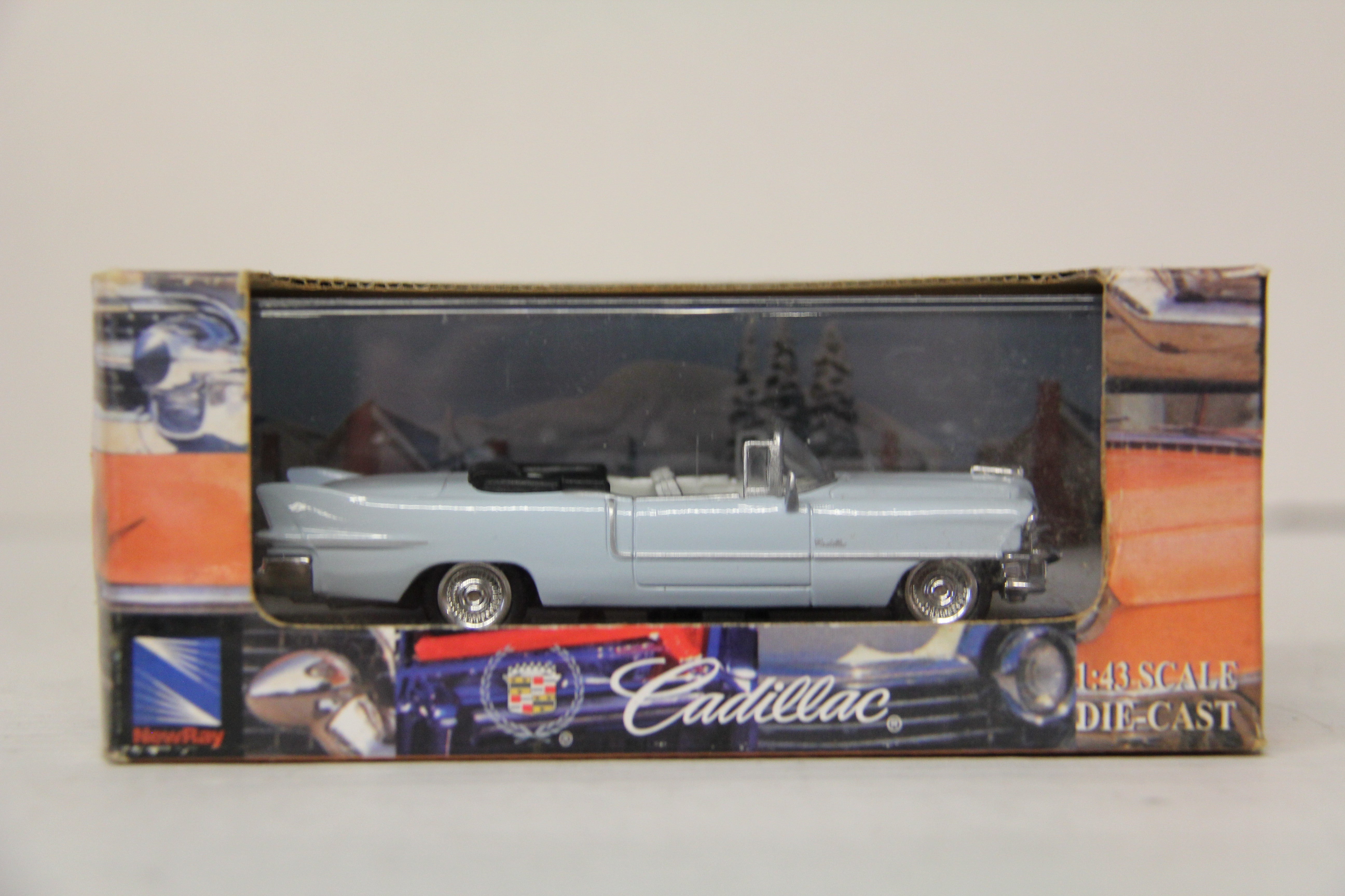 NewRay 1955 Cadillac El Dorado 1:43 scale-Second hand-M6481