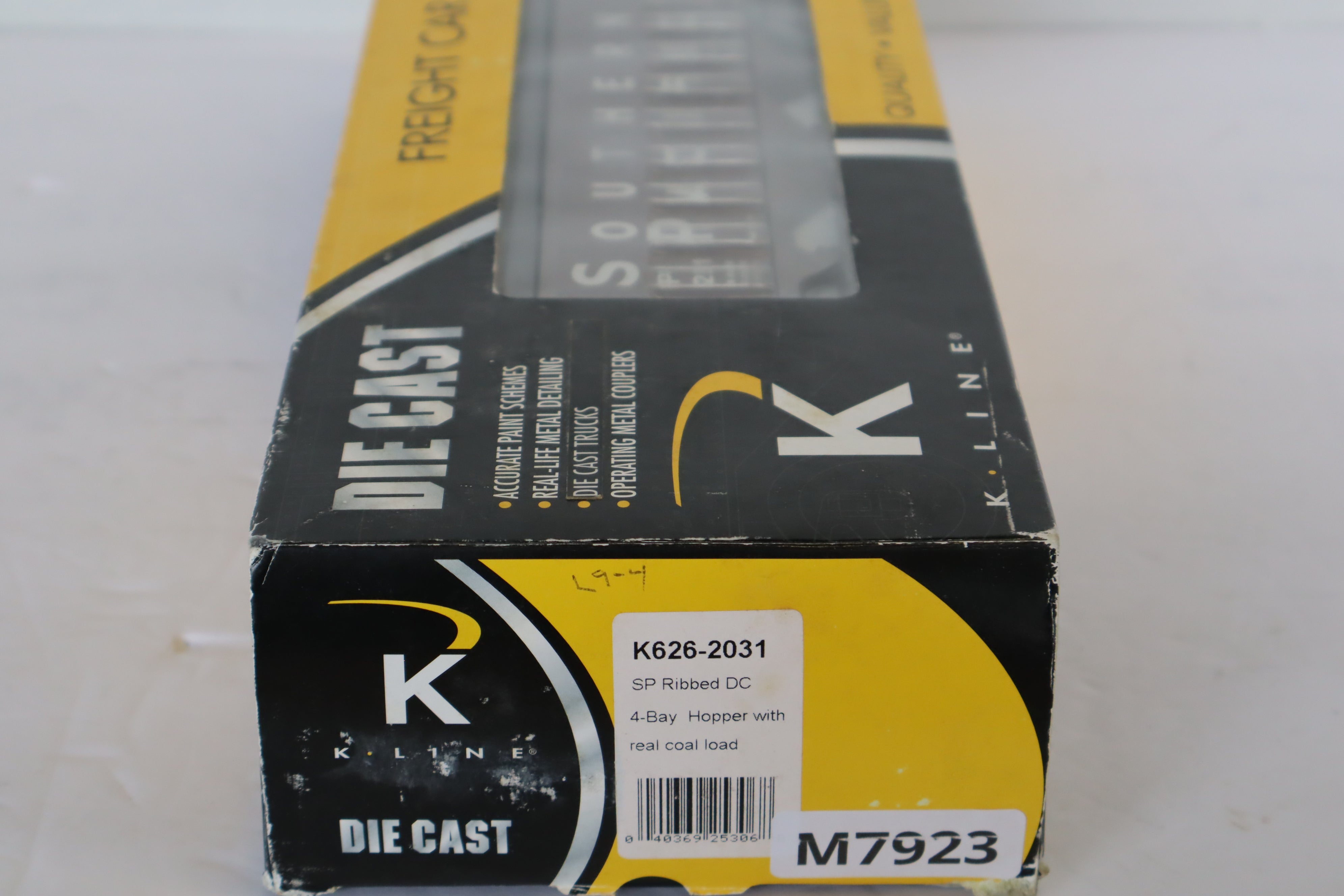 K Line Diecast K626-2031 Southern Pacific 4-Bay Hopper w/ Real Coal Load-Second hand-M7923