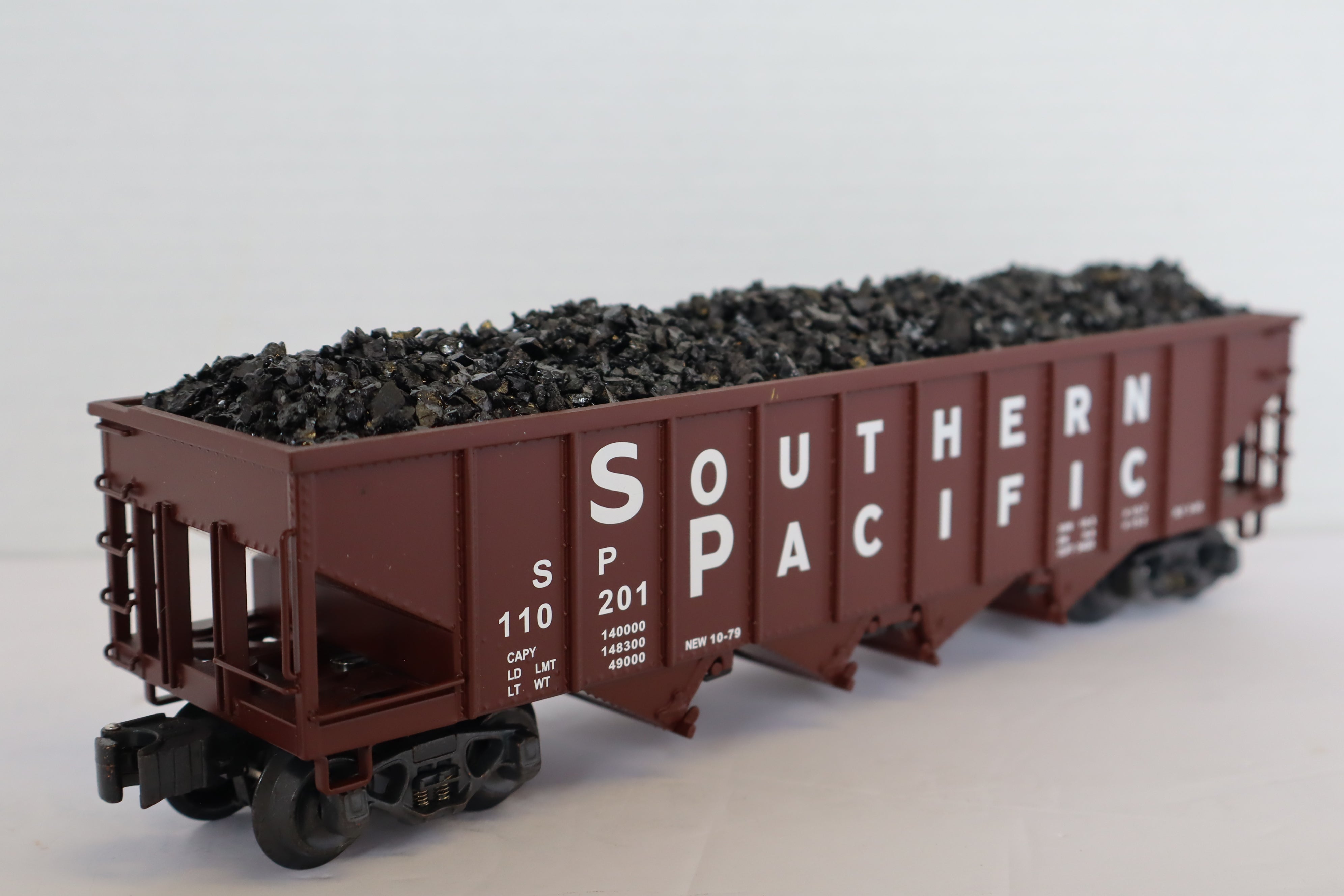 K Line Diecast K626-2031 Southern Pacific 4-Bay Hopper w/ Real Coal Load-Second hand-M7923
