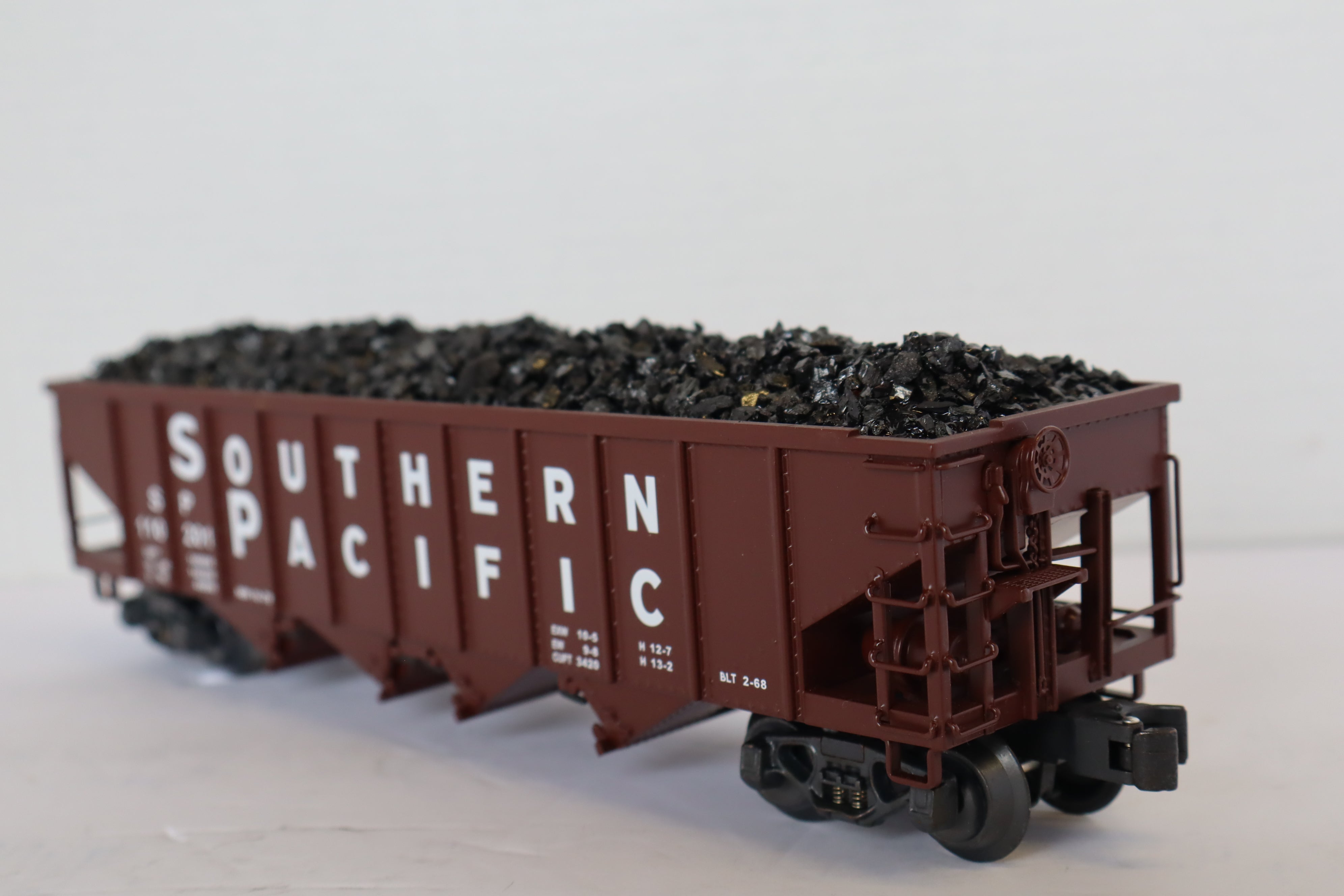 K Line Diecast K626-2031 Southern Pacific 4-Bay Hopper w/ Real Coal Load-Second hand-M7923