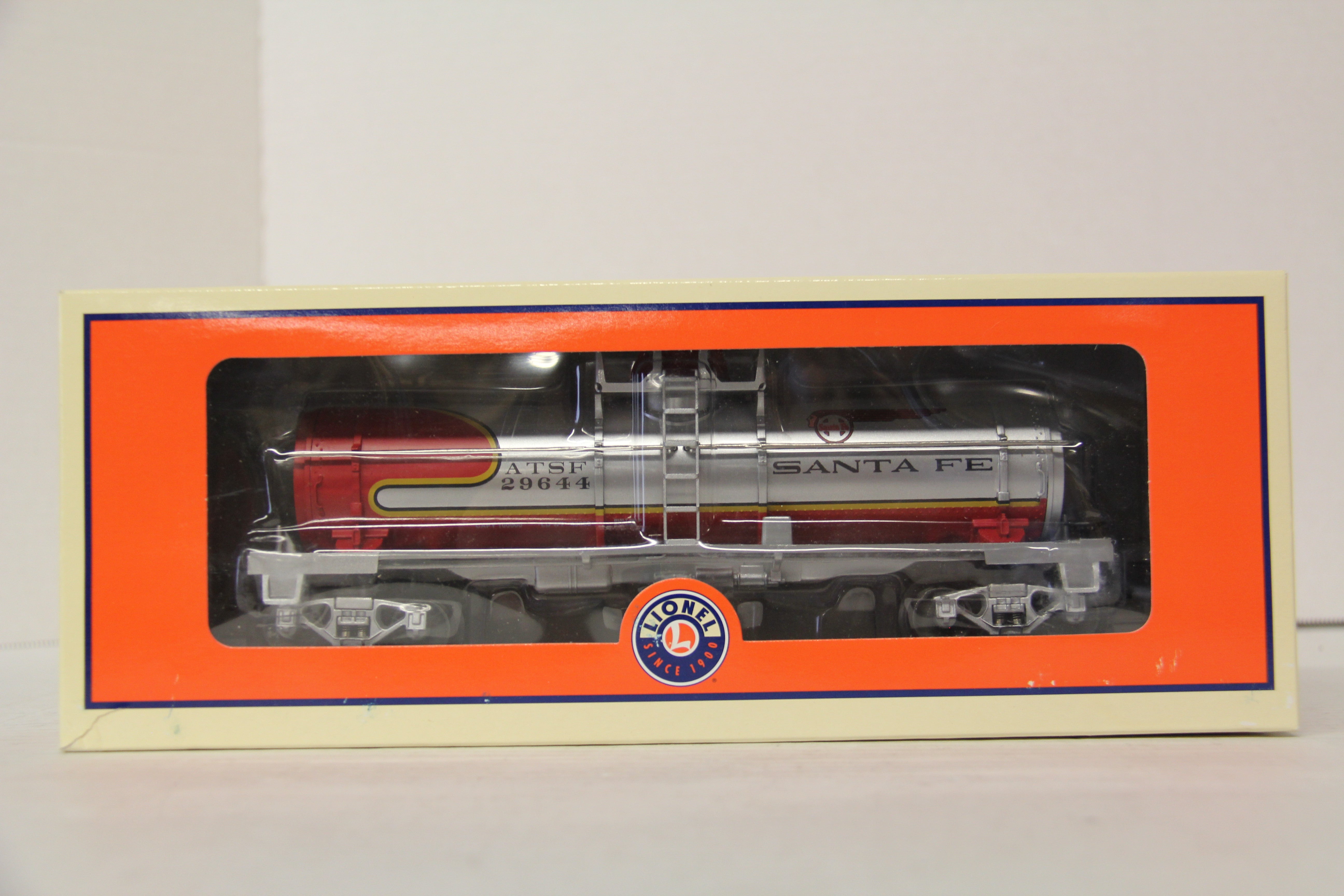 Lionel 6-29644 Santa Fe Warbonnet Tank Car-Second hand-M6495