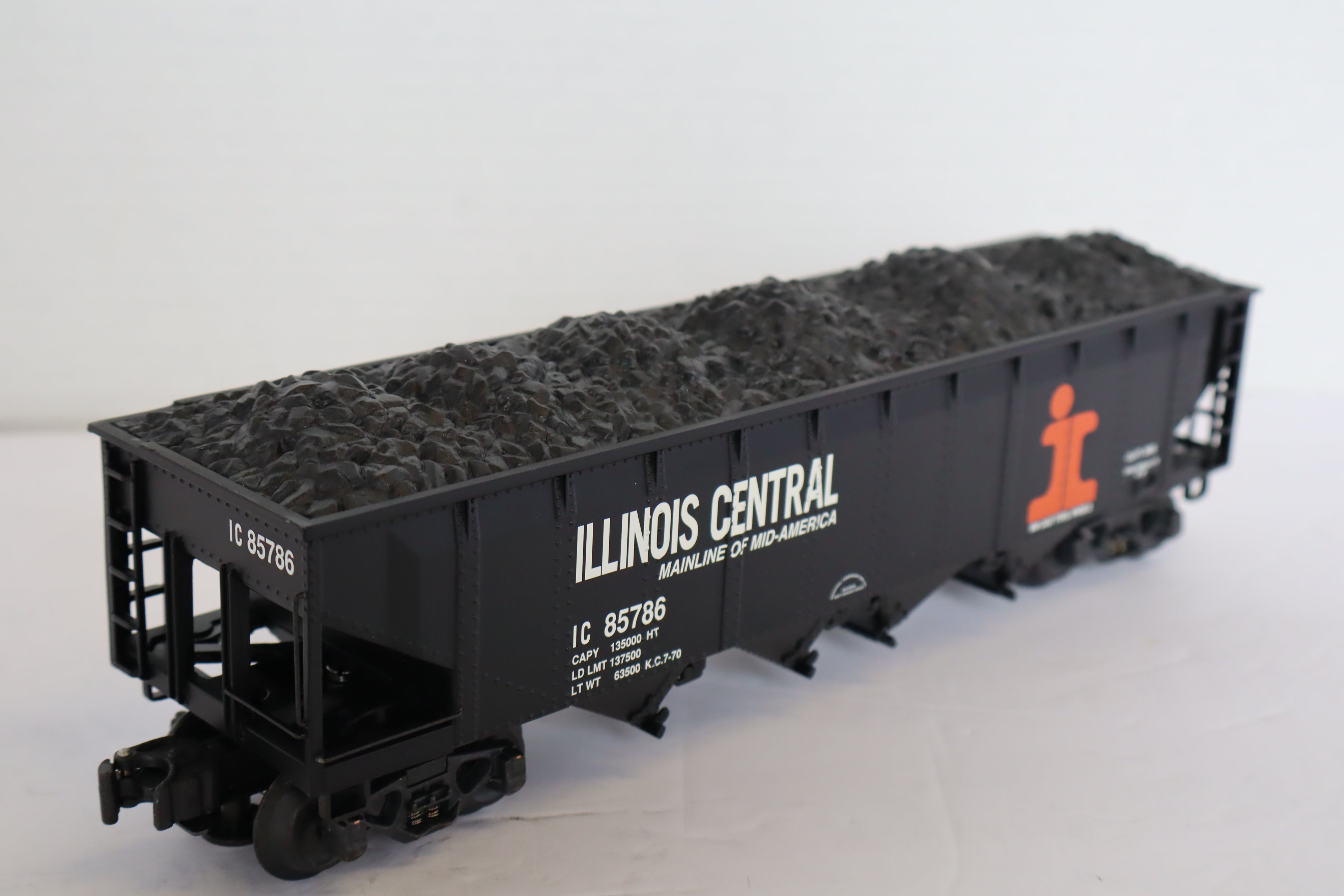 K Line Diecast K623-1611 Illinois Central Hopper w/ Coal Load-Second hand-M7927