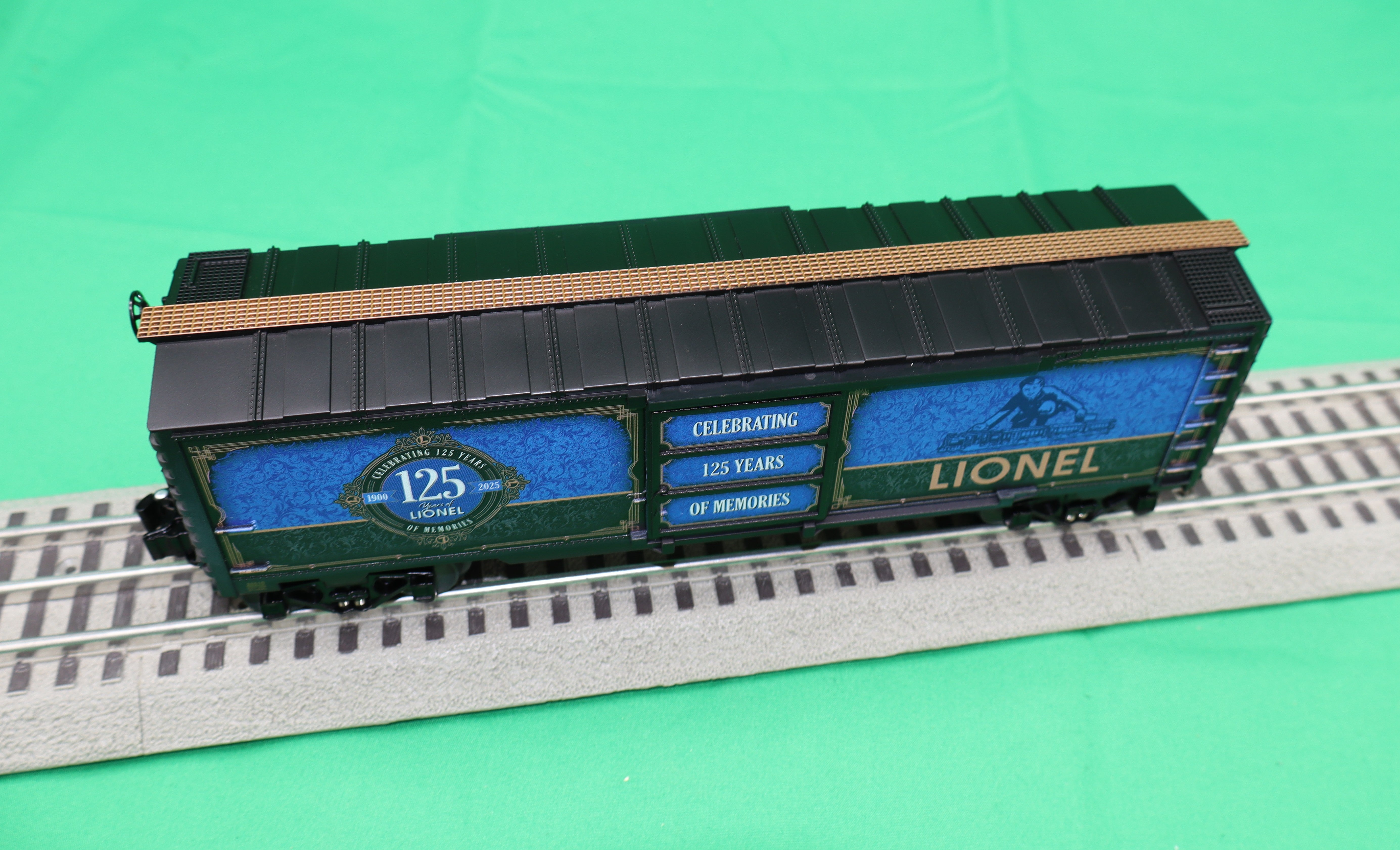 Lionel 2528510 - Lionel 125th Boxcar