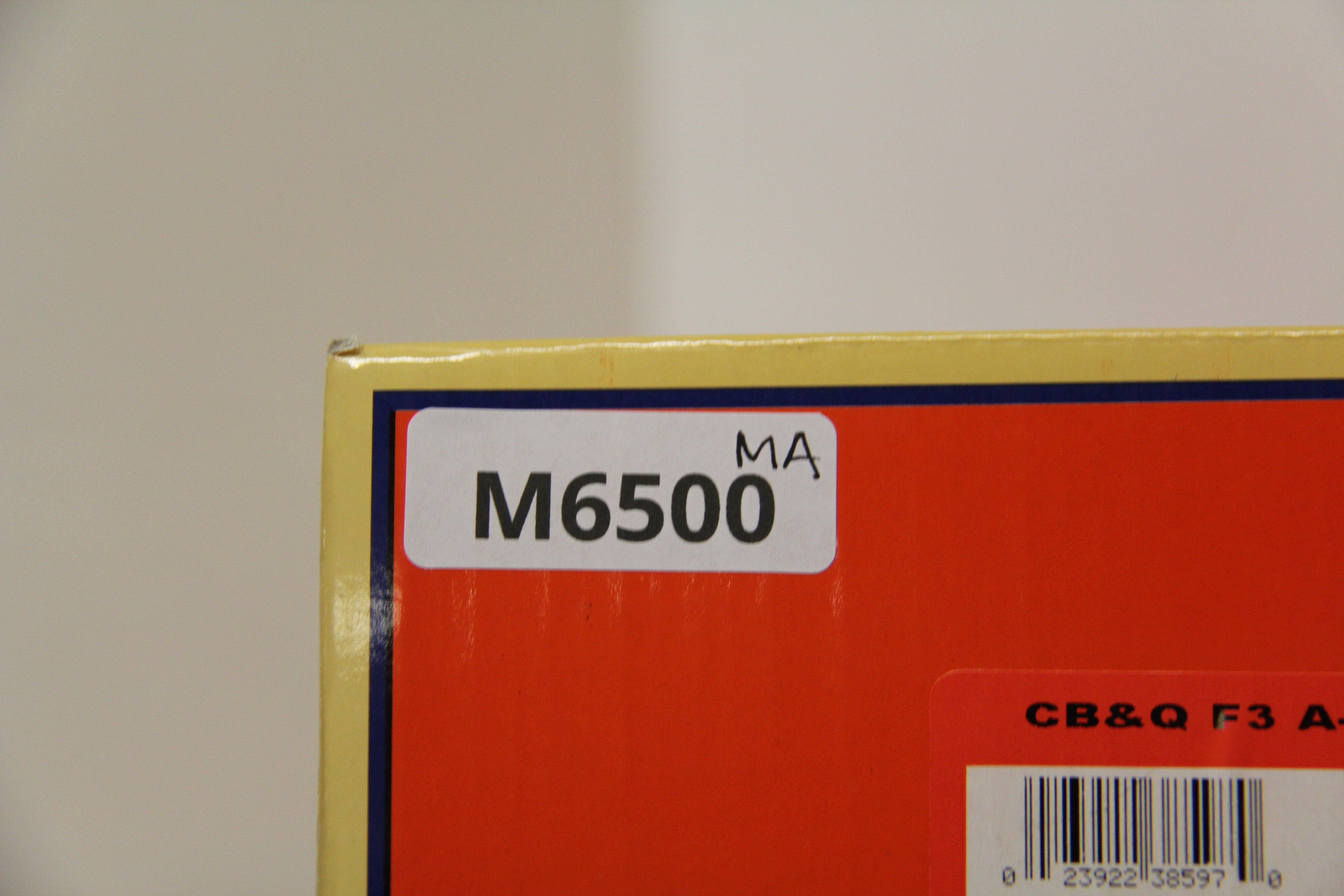 Lionel 6-38597 CB&Q F3 AA Locomotive Set-Second hand-M6500