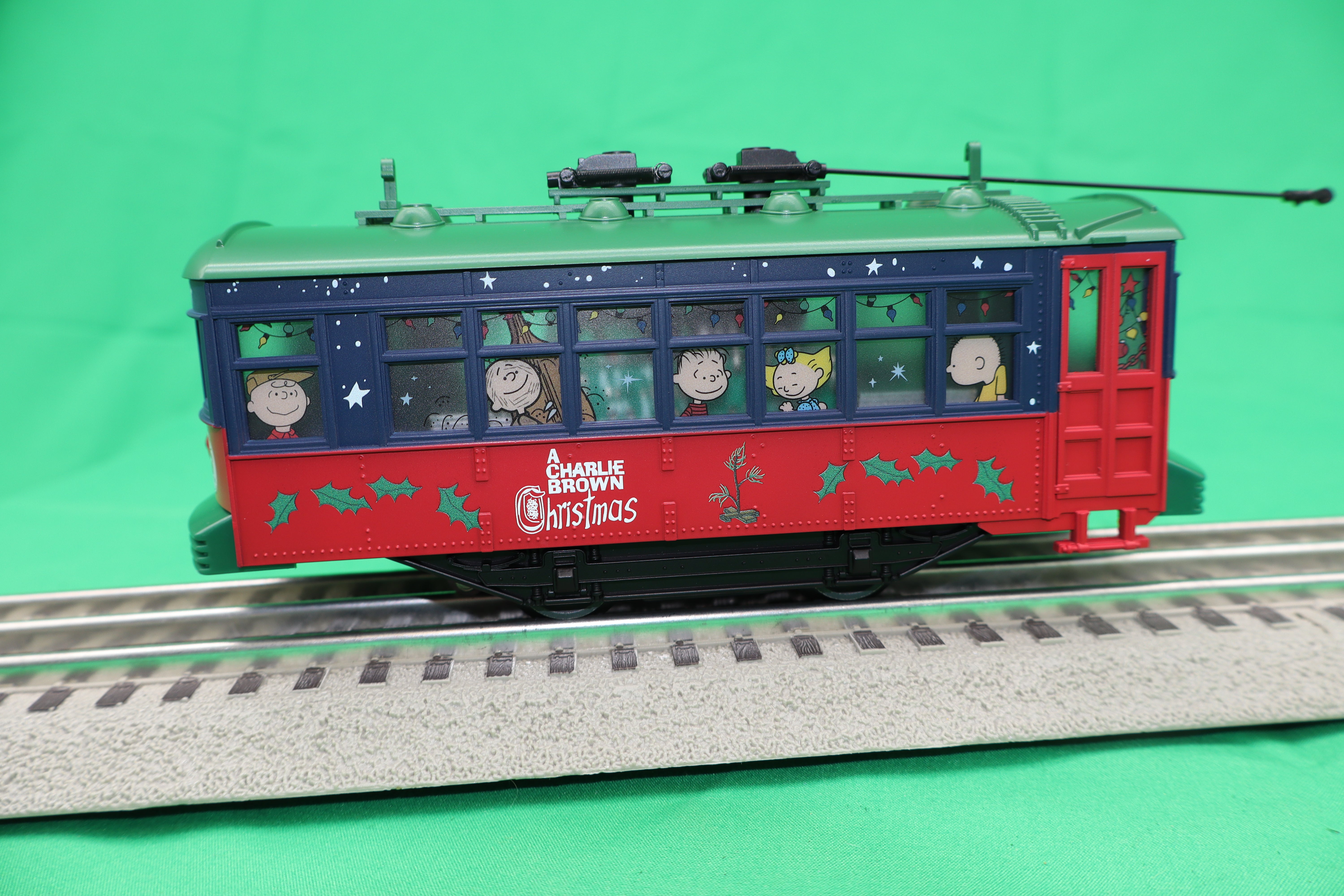 Lionel 2535170 - Peanuts - 75th Anniversary Trolley "Christmas"