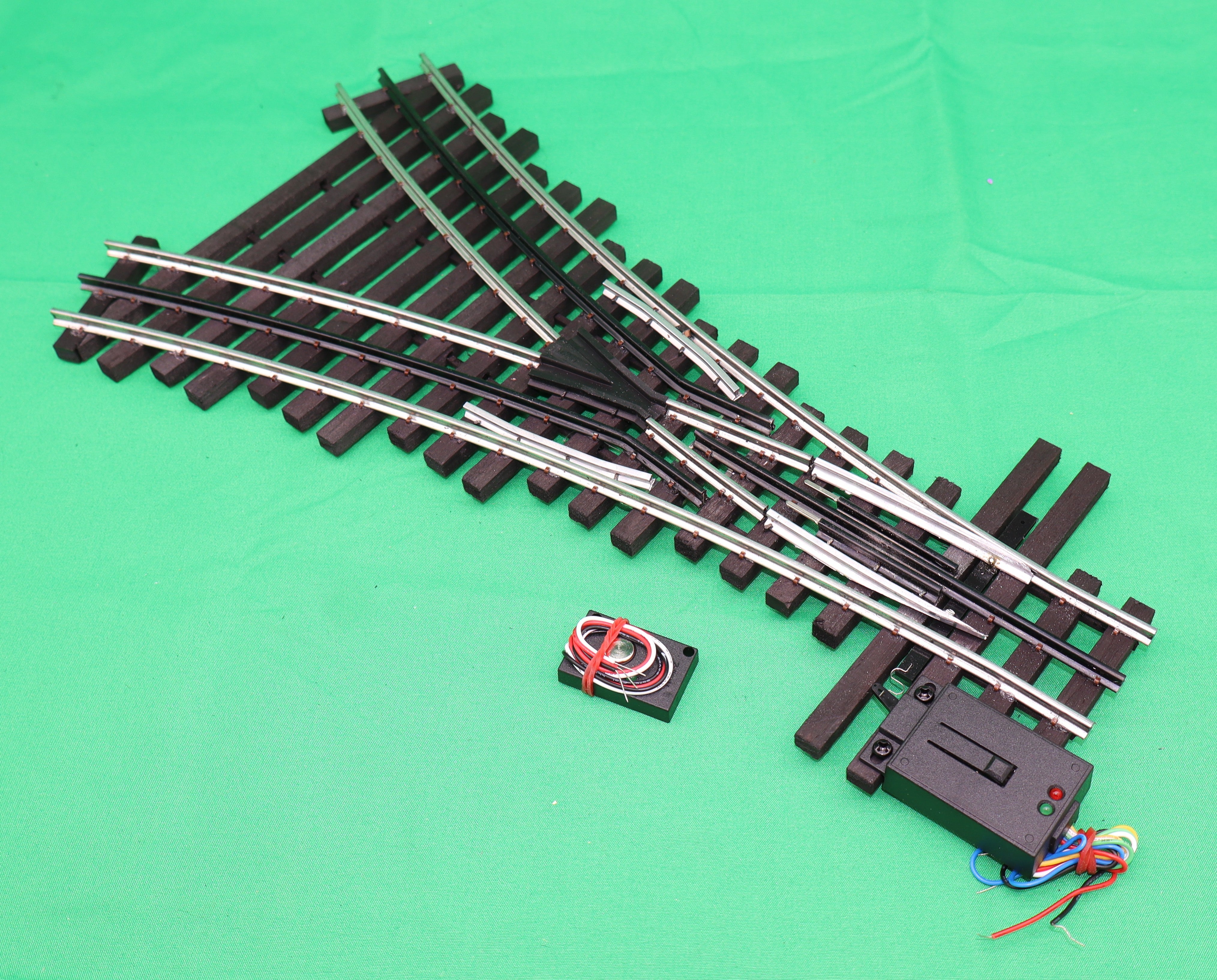 Ross Custom Switches #156M25 - Super Line - 072 Wye Switch w/ Dz2500