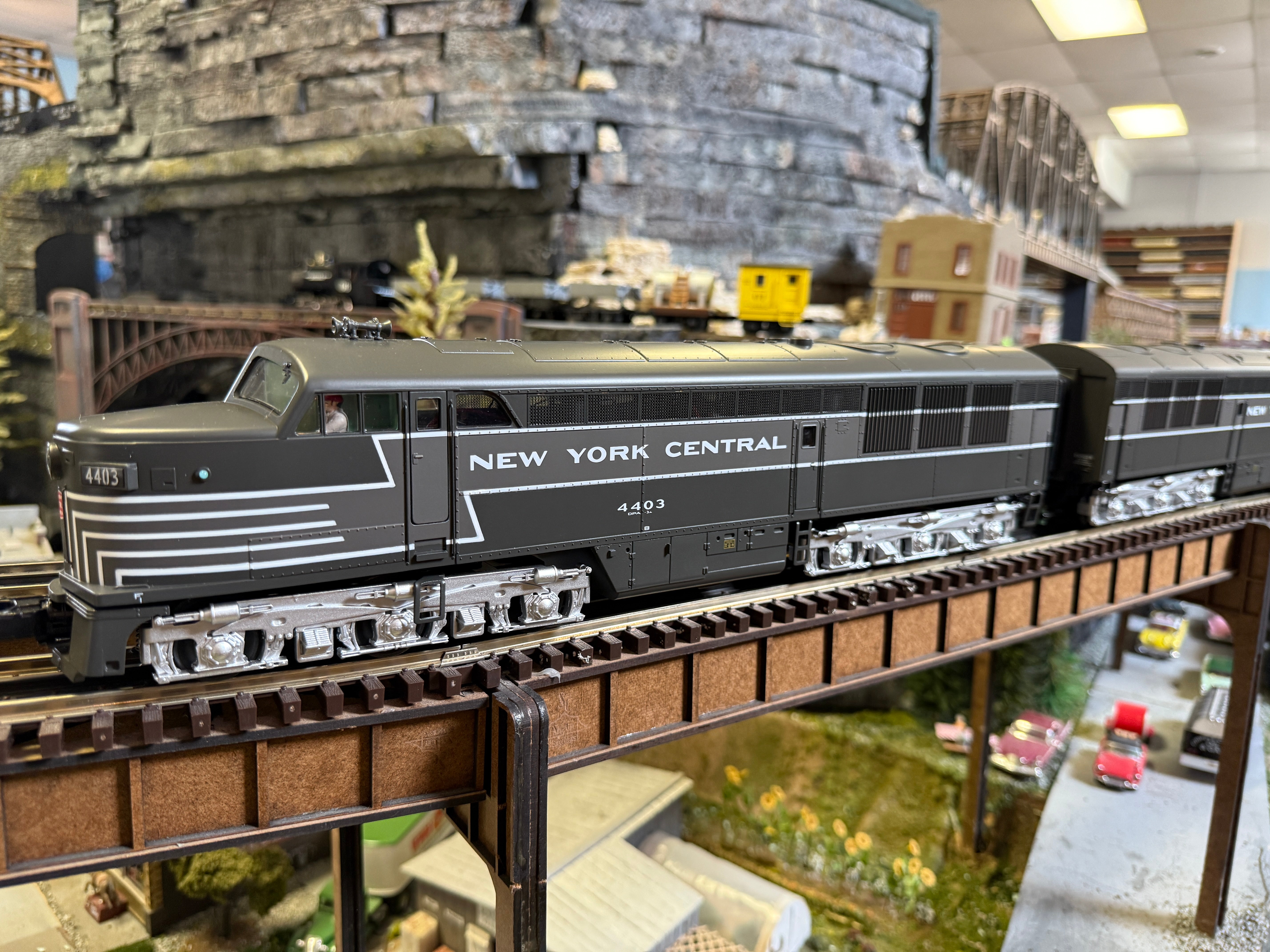MTH - FM Erie Built AA Diesel Set "New York Central" #4002/4003 w/ PS3 - Custom Run for MrMuffin'sTrains