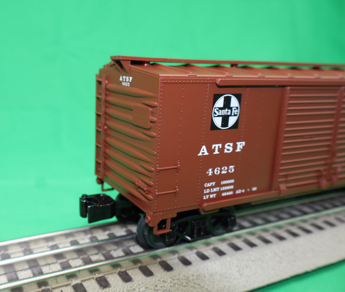 Lionel 2542421 - 40' Double Door Boxcar "Santa Fe" #4625