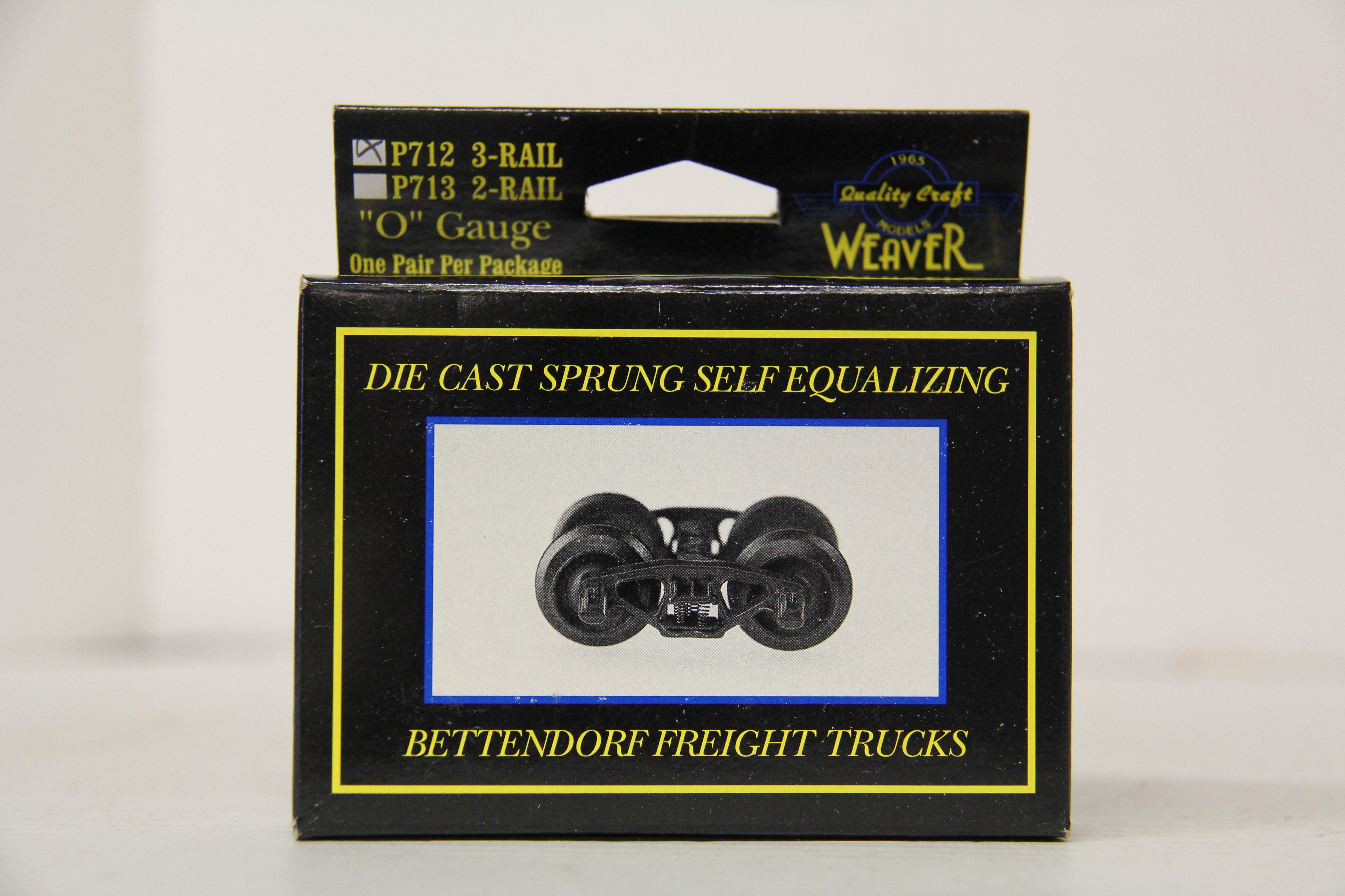 Weaver P712 Diecast Sprung Bettendorf Freight Trucks-Second hand-M6511