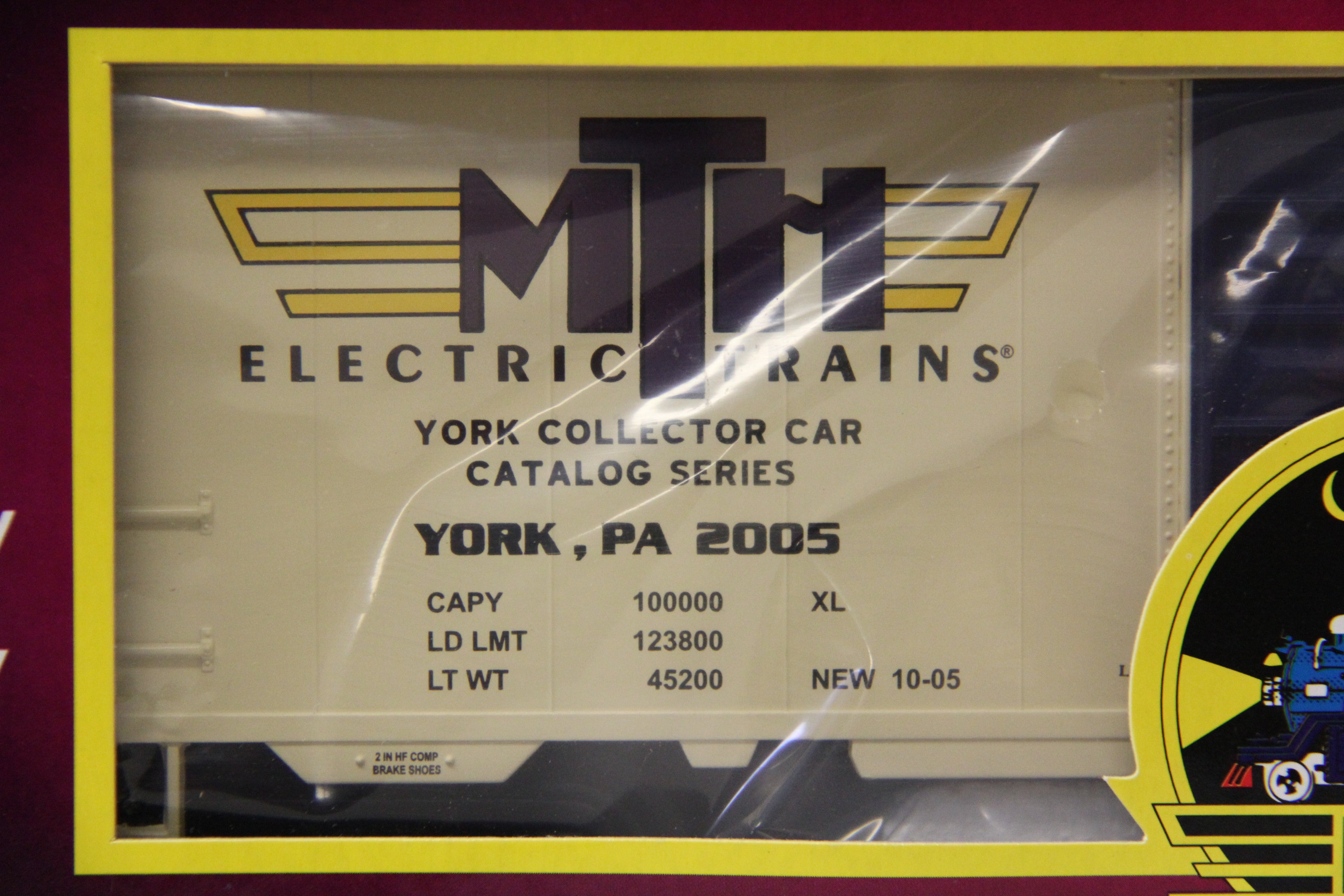 MTH 20-93318 TCA Fall York 2005- 40' Box Car-Second hand-M4611