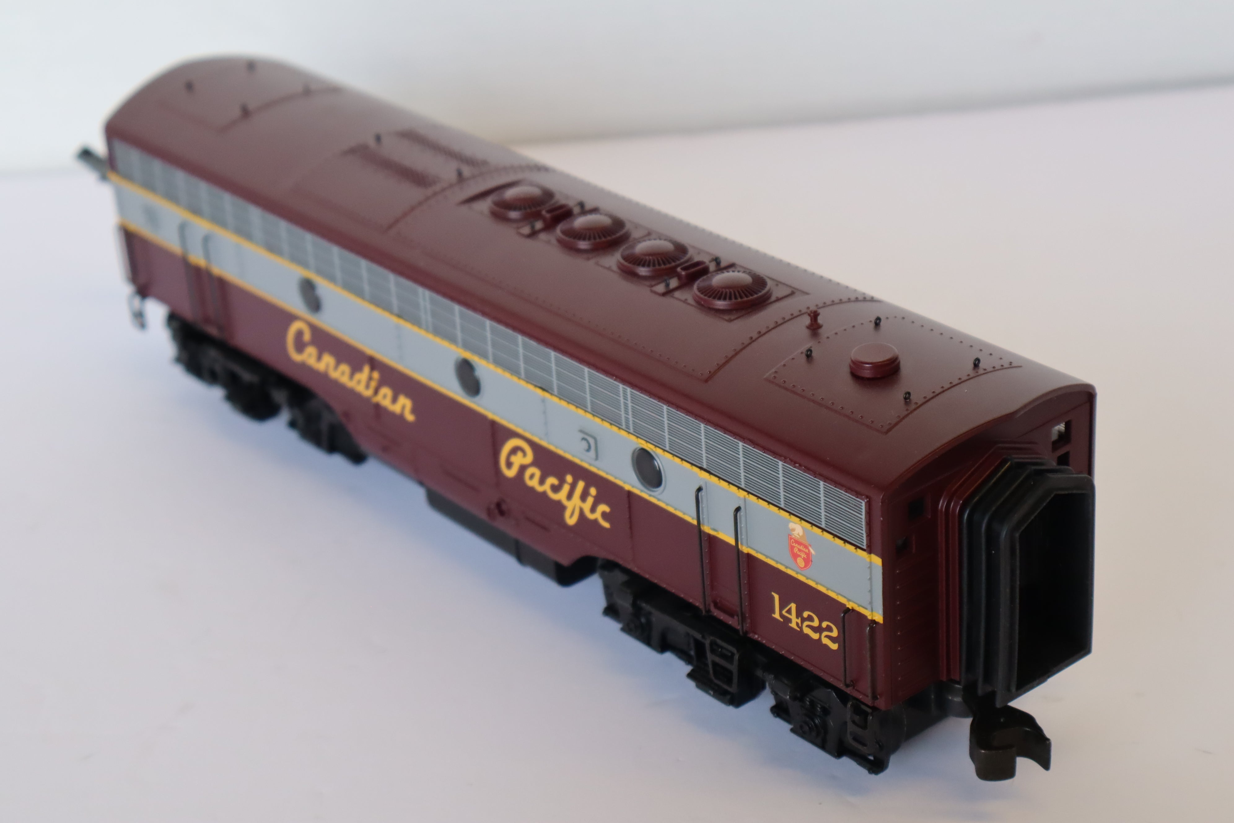 K- Line K-25181 Canadian Pacific F-7 AA Diesels & K Line K2518-1907 Canadian Pacific F-7 B Diesel Dummy (Non Pwd)-Second hand-M7949