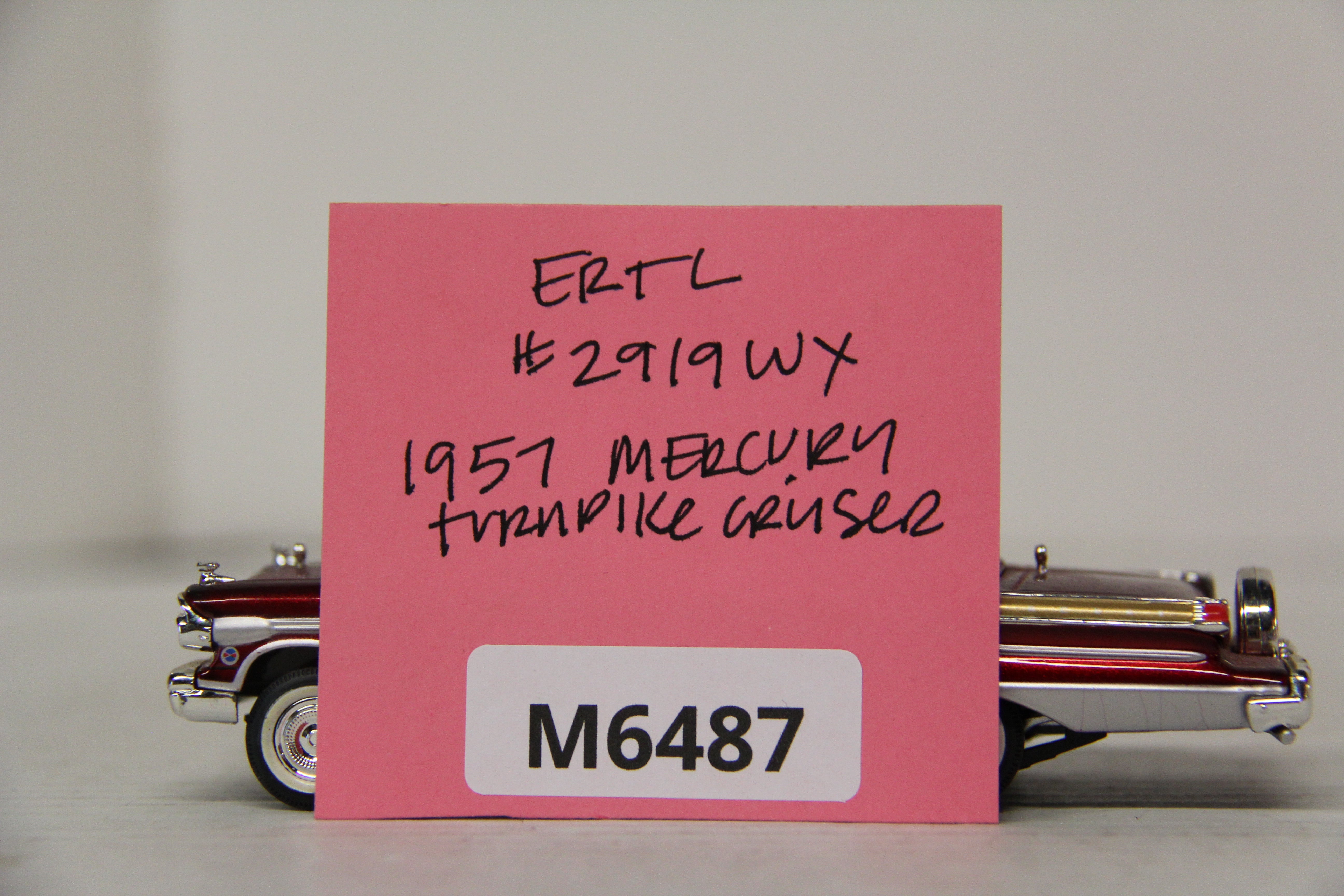 Ertl #2919WX 1957 Mercury Turnpike Cruiser 1:43 Diecast-Second hand-M6487