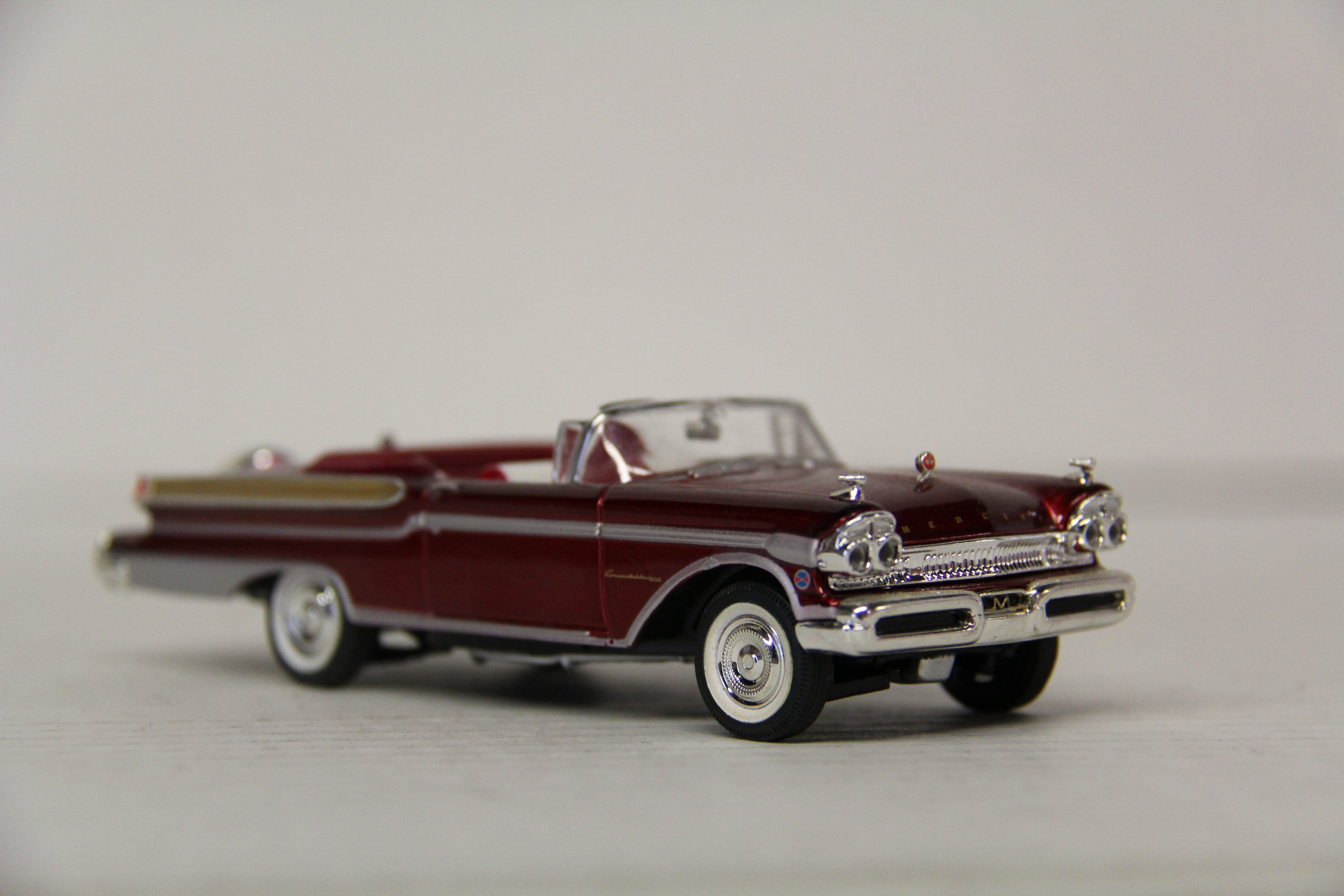 Ertl #2919WX 1957 Mercury Turnpike Cruiser 1:43 Diecast-Second hand-M6487