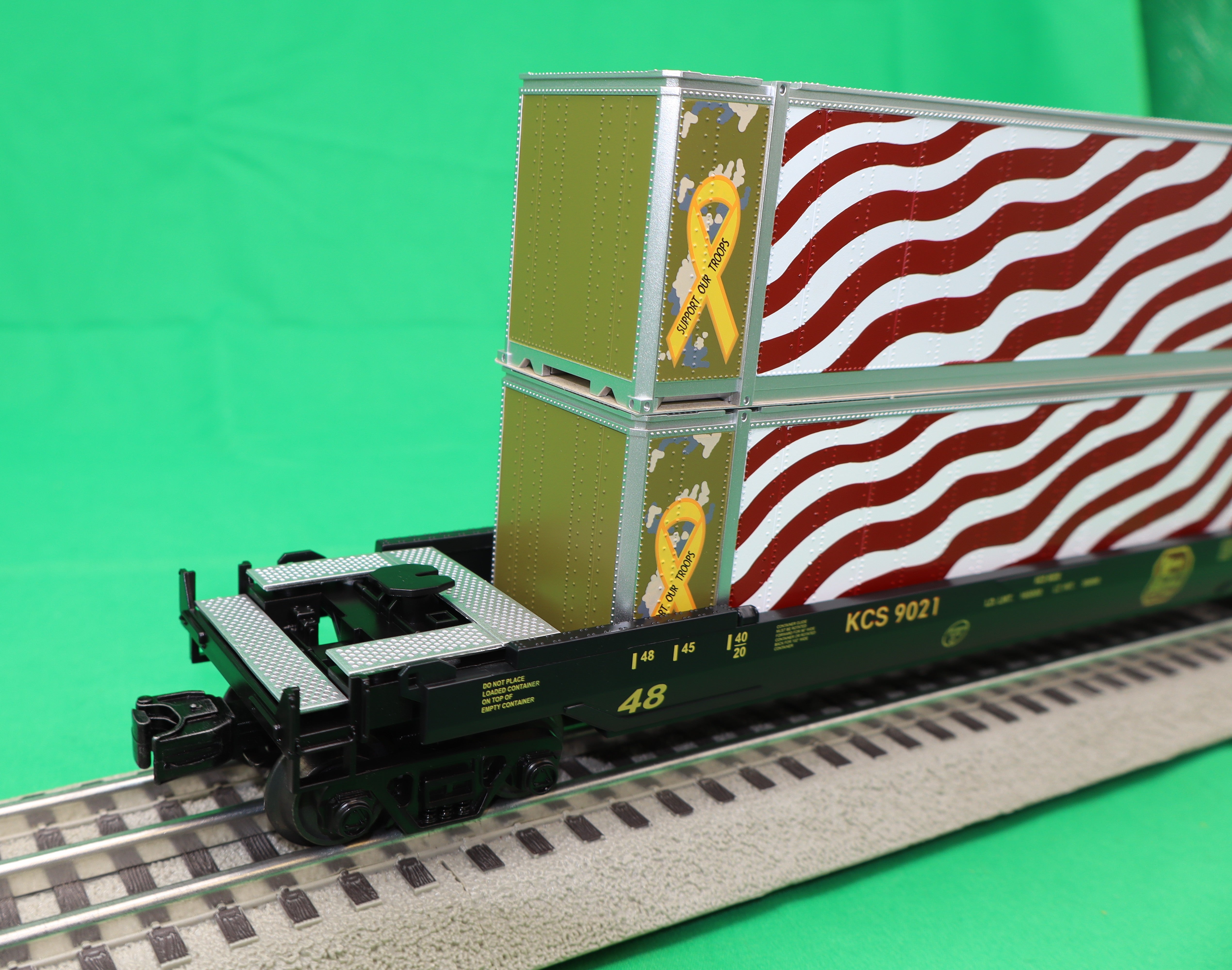 MTH 30-70128 - Husky Stack Car "Kansas City Southern" (3-Car)