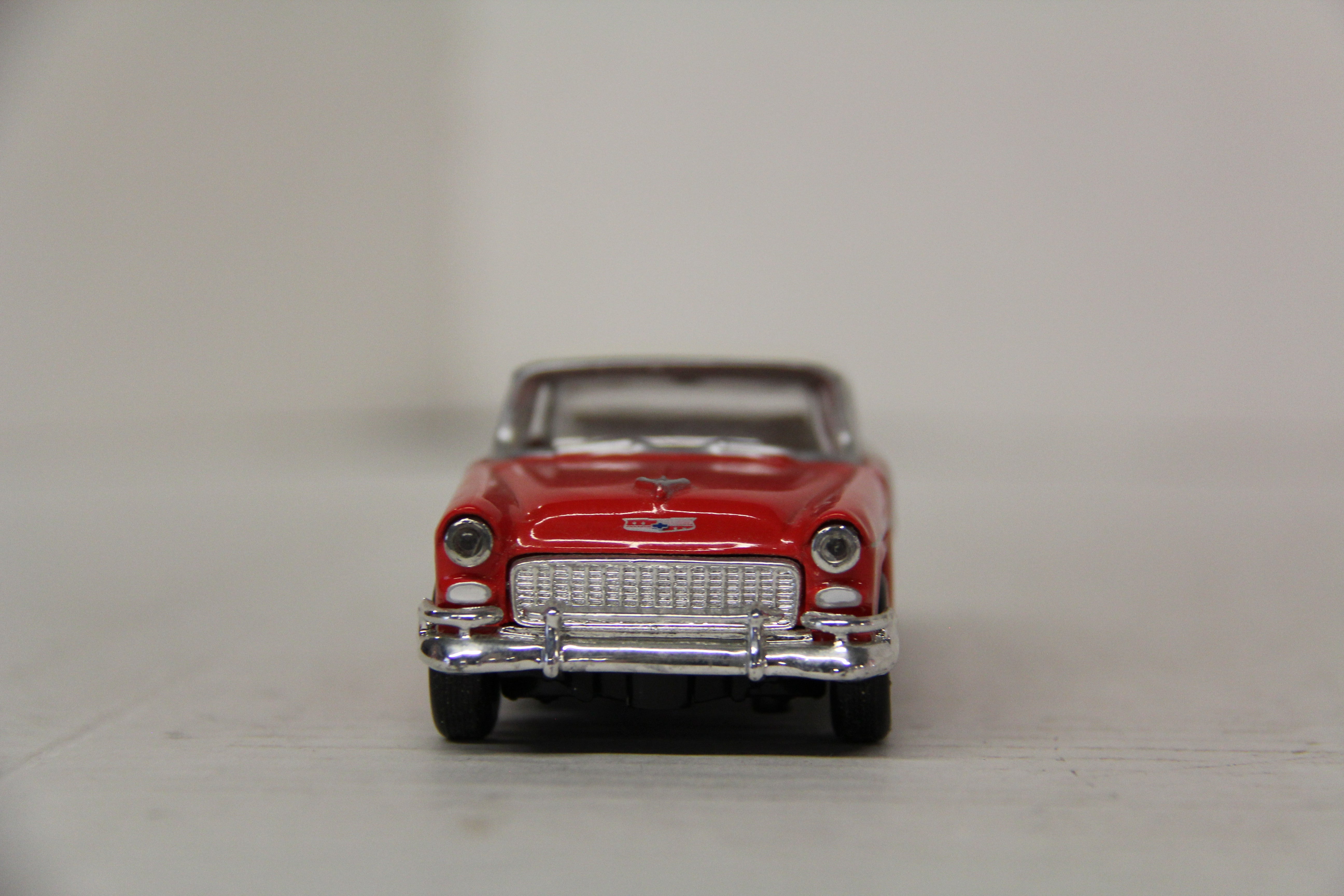 Road Champs Red & White Bel Air Diecast-Second hand-M6489