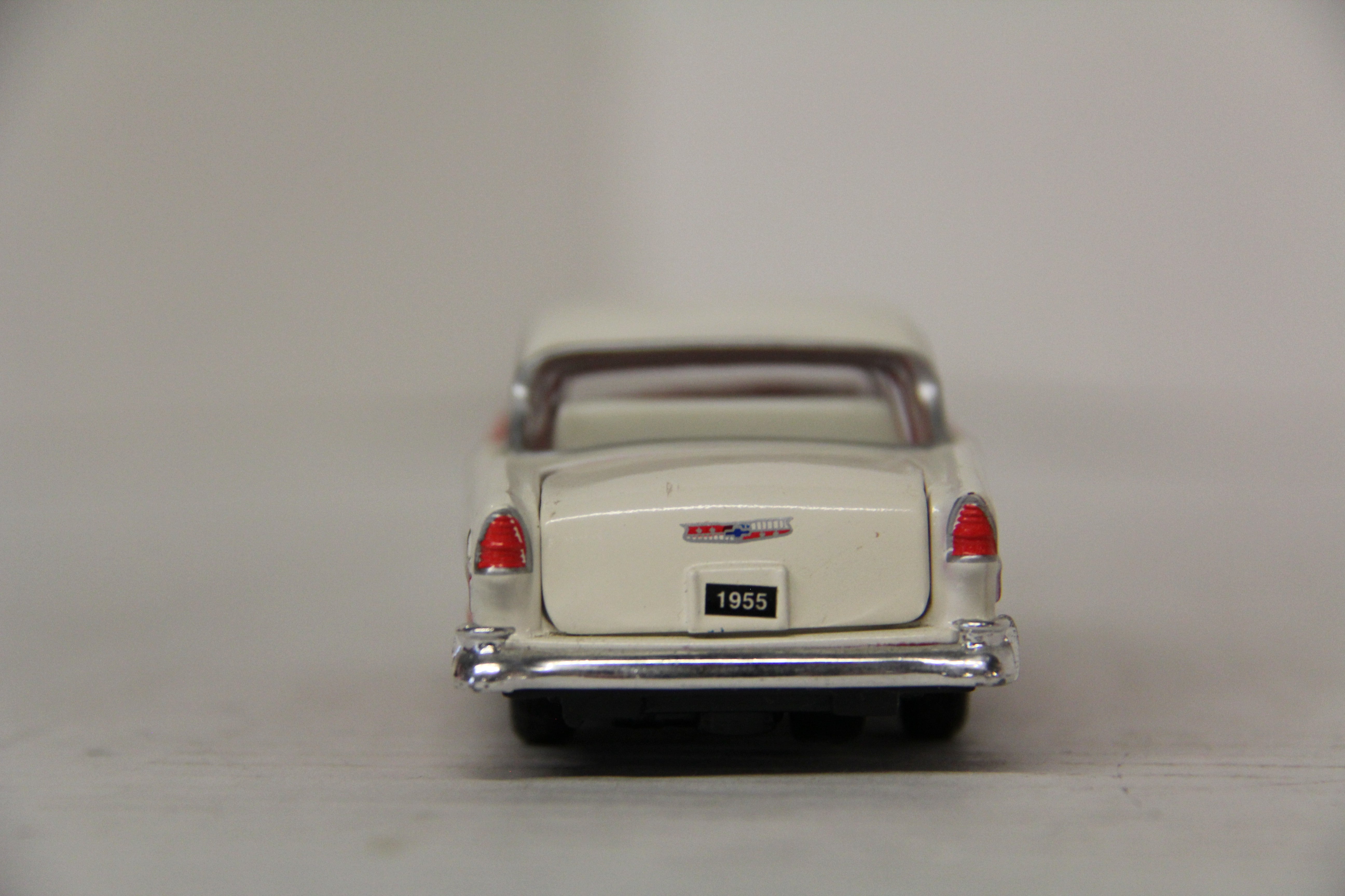 Road Champs Red & White Bel Air Diecast-Second hand-M6489