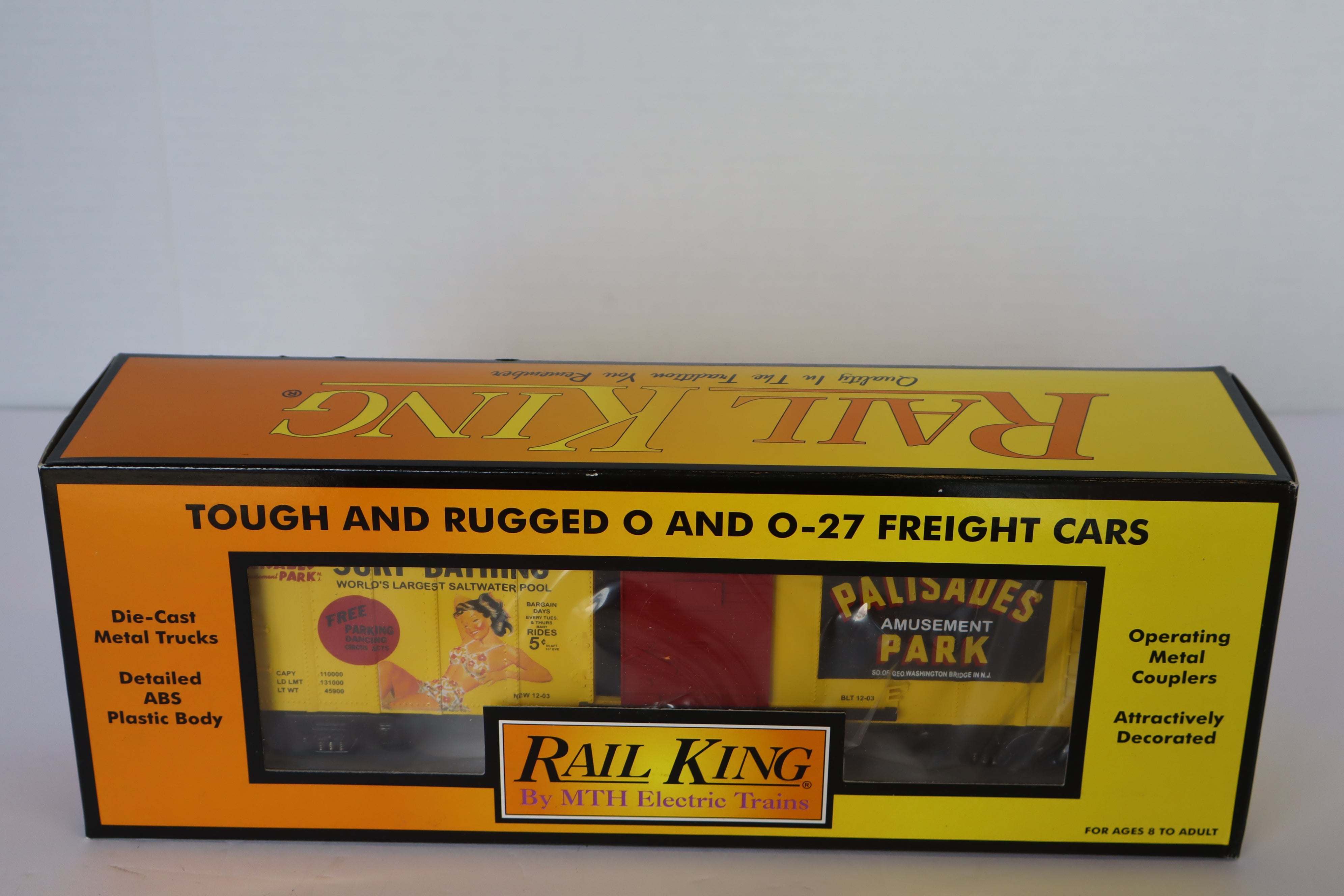 Rail King 30-74124 Palisades Park -Bathing Beauty 40' Single Door Box Car-Second hand-M7954