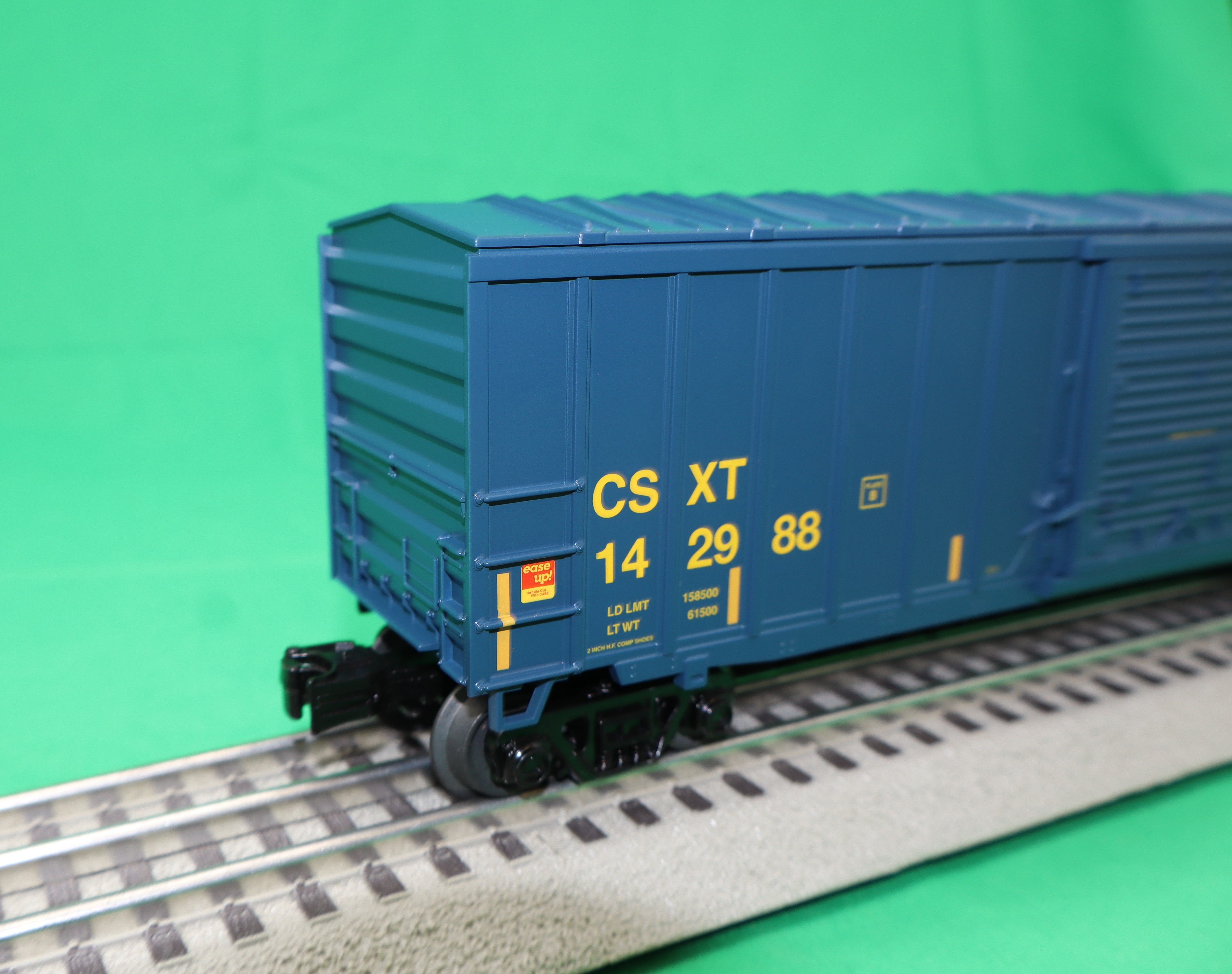 MTH 30-71207 - 50’ Modern Box Car "CSX" #142988