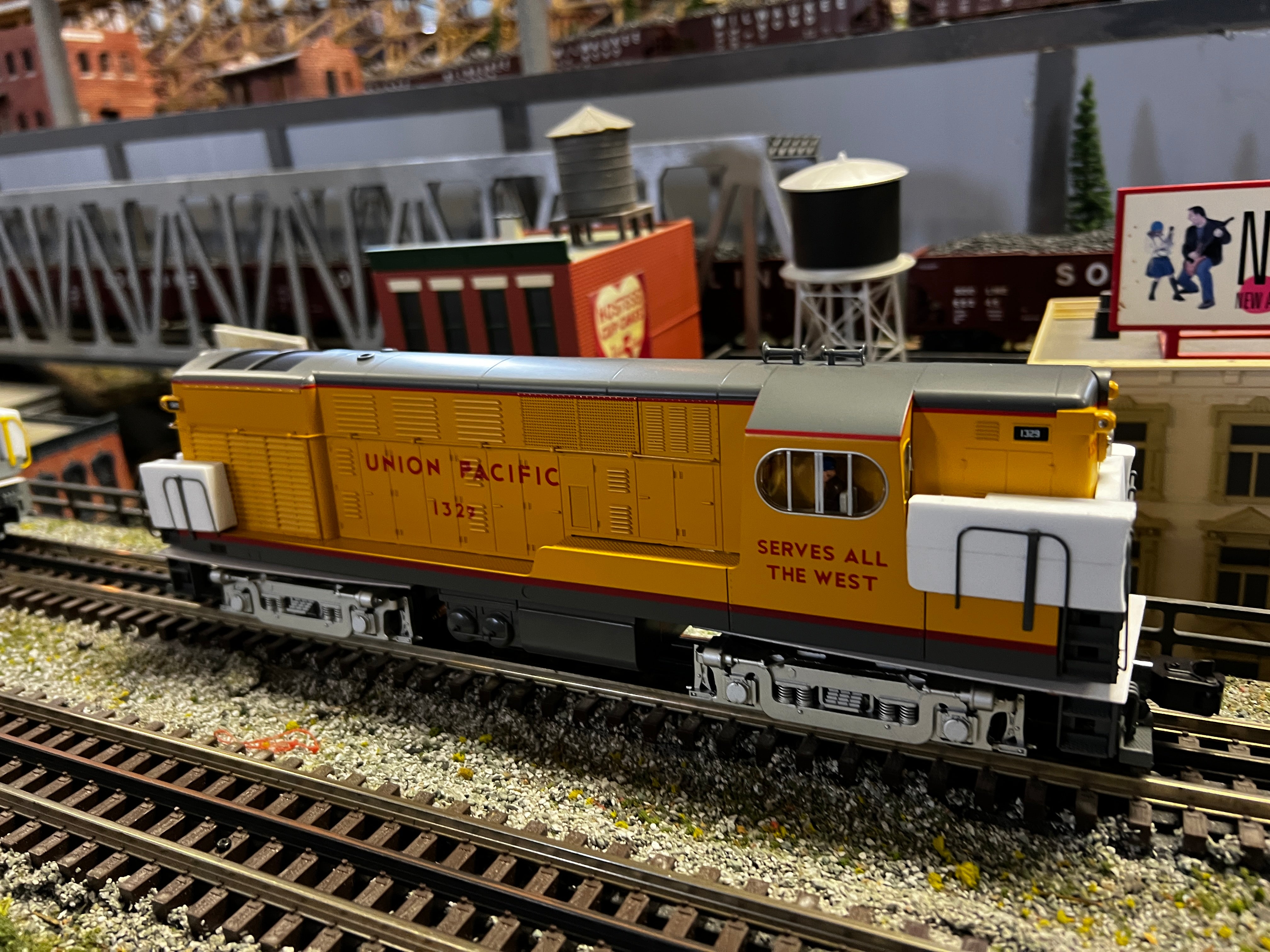 Lionel 2333302 - Legacy H15-44 Diesel Locomotive "Union Pacific" #1329