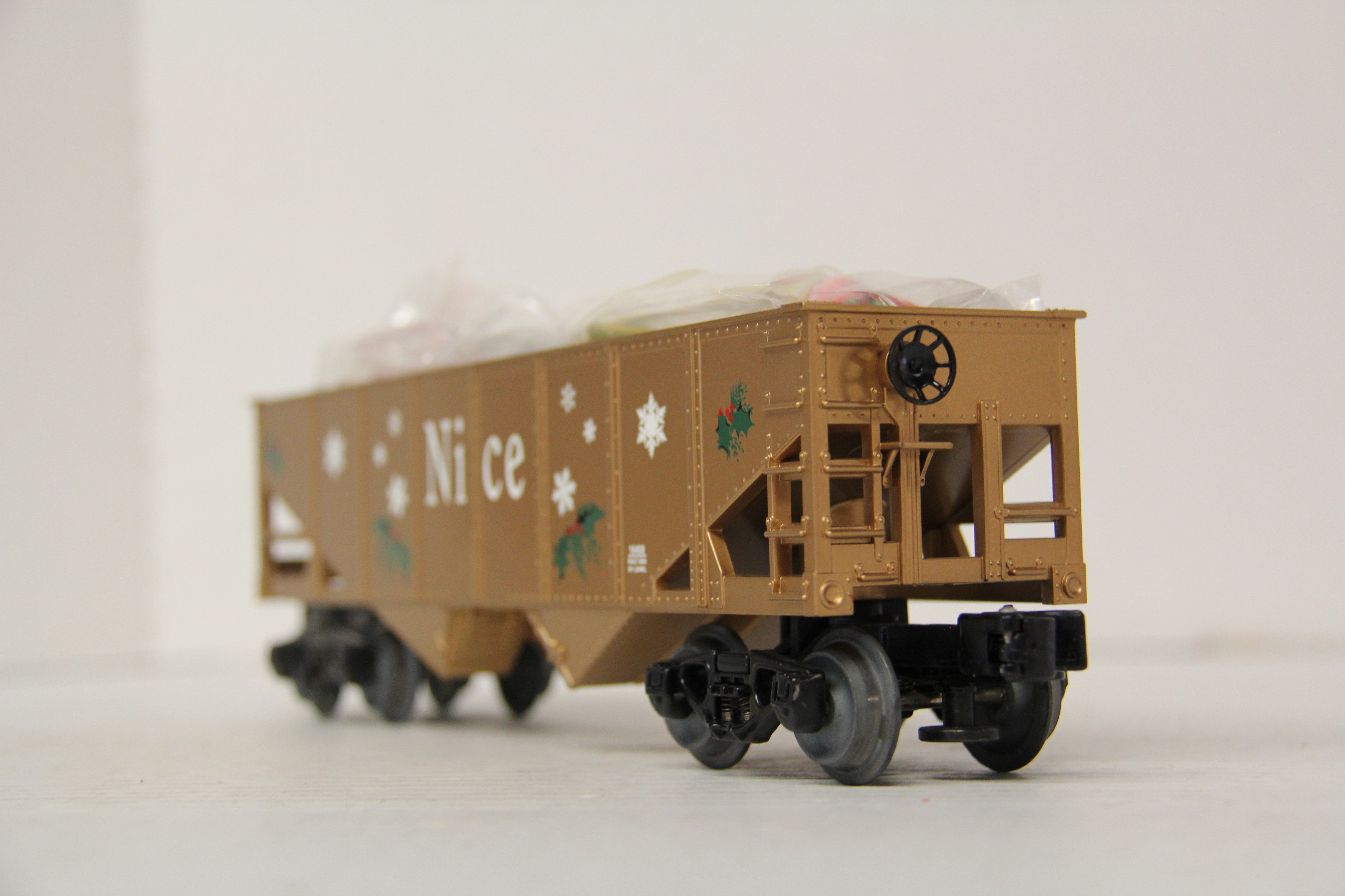 Lionel 6-16467 Naughty & Nice Hopper 2 Pack-Second hand-M6524
