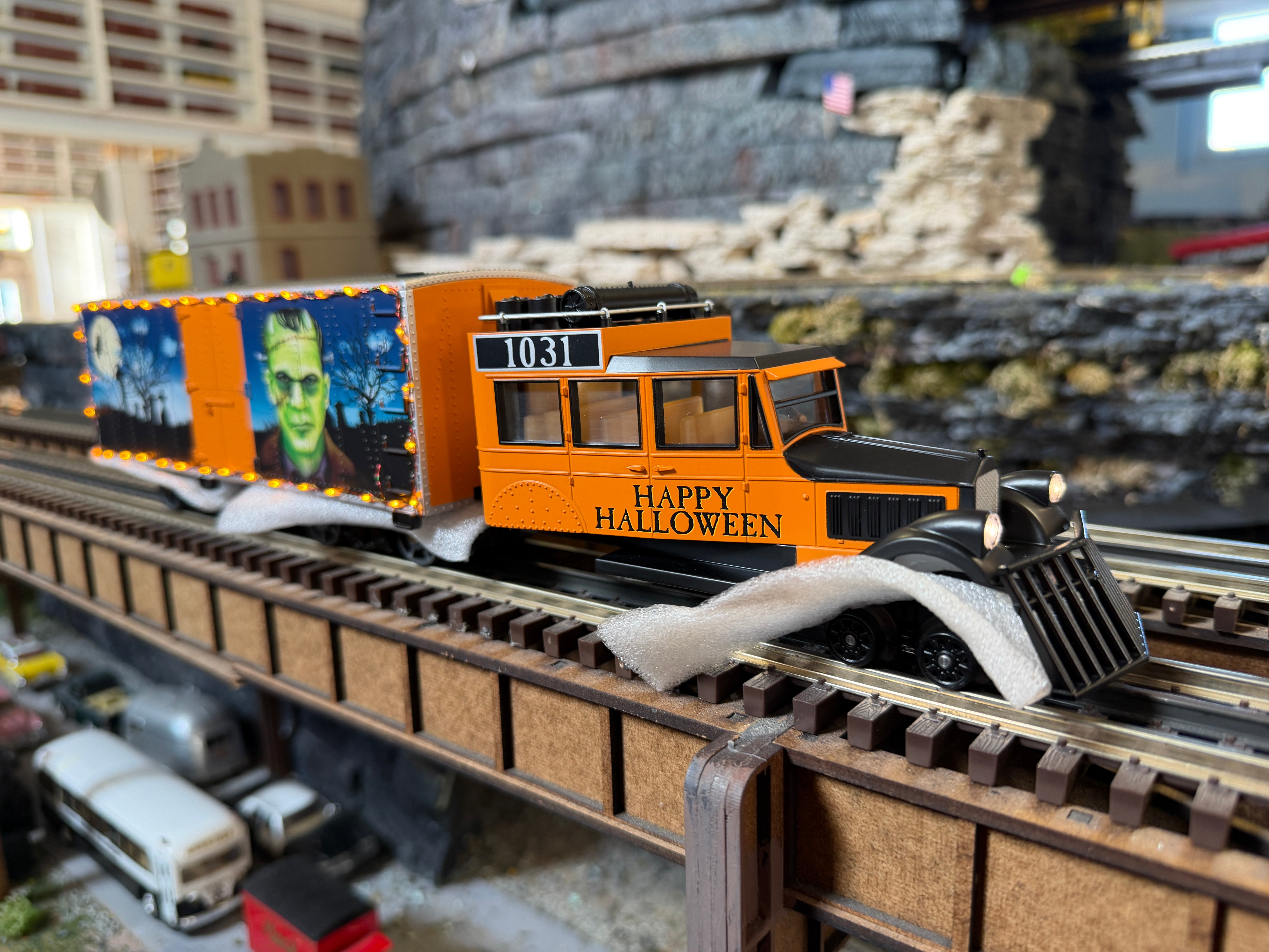 MTH 30-21320-1 - Galloping Goose Diesel "Halloween" #1031 w/ PS3