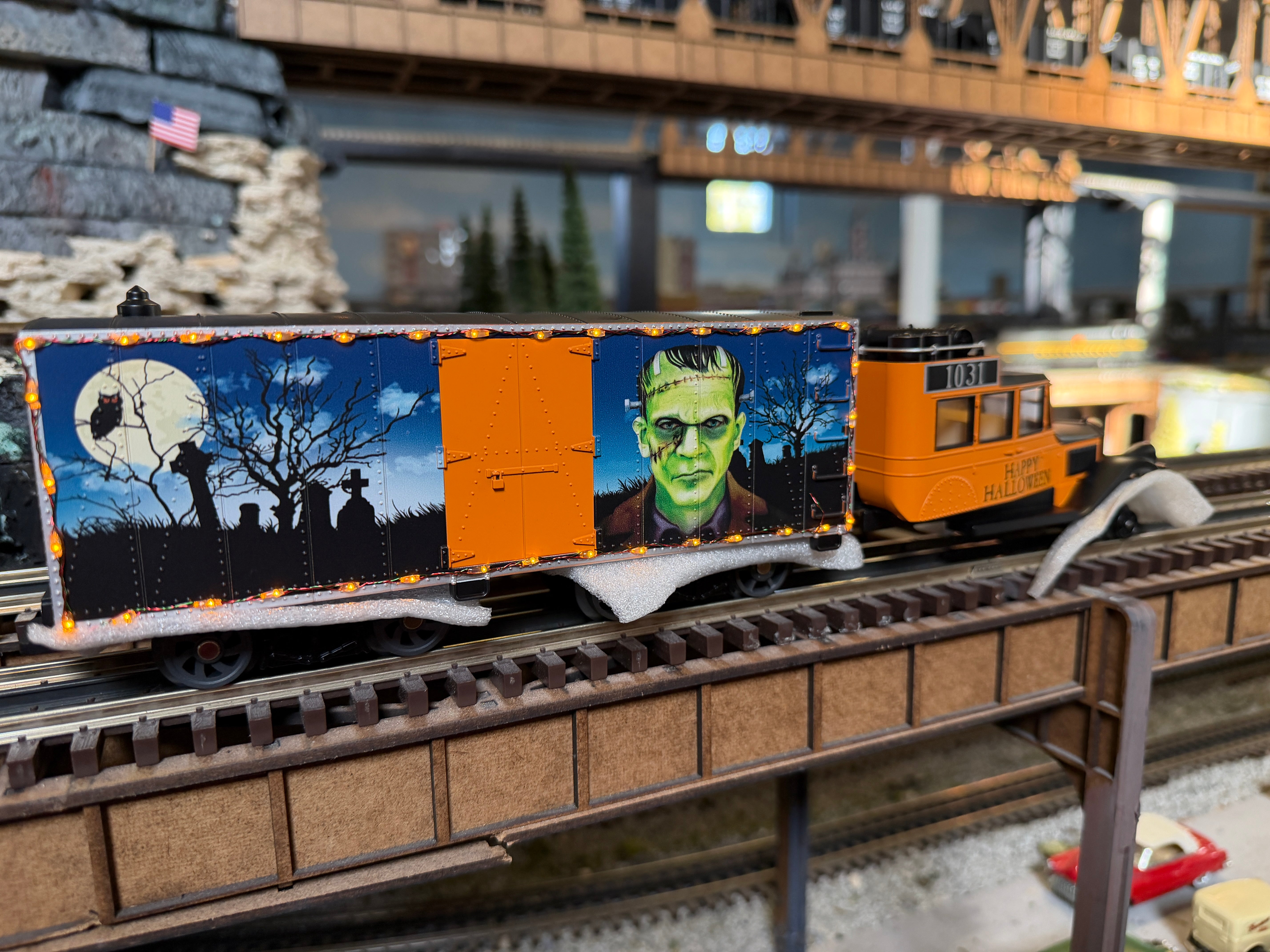 MTH 30-21320-1 - Galloping Goose Diesel "Halloween" #1031 w/ PS3