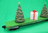 MTH 70-76074 - Flat Car "Christmas" #122525 w/ Lighted Christmas Trees