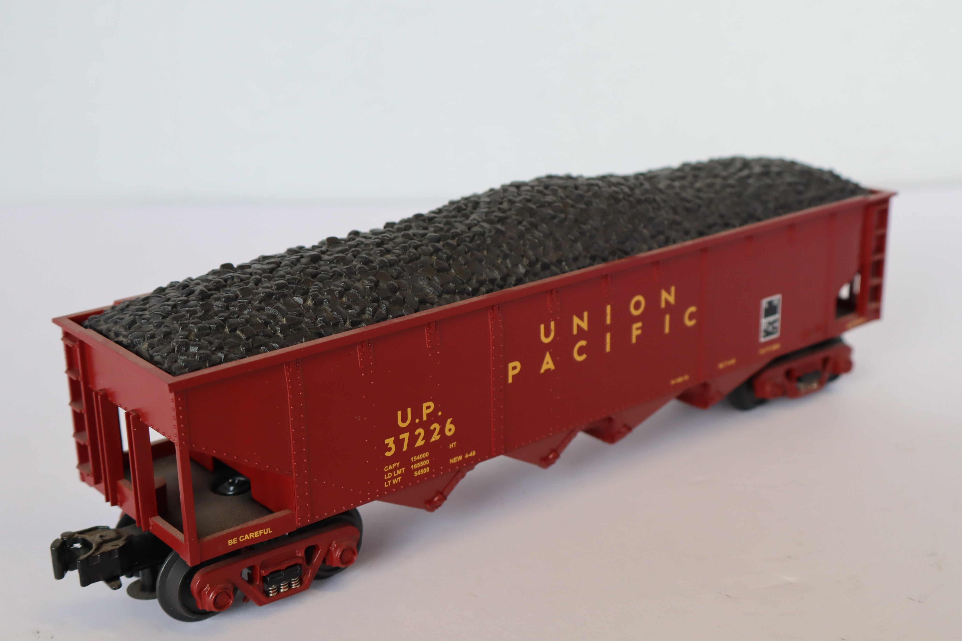 Rail King 30-75110 Union Pacific 4-Bay Hopper w/ Coal Load-Second hand-M7961