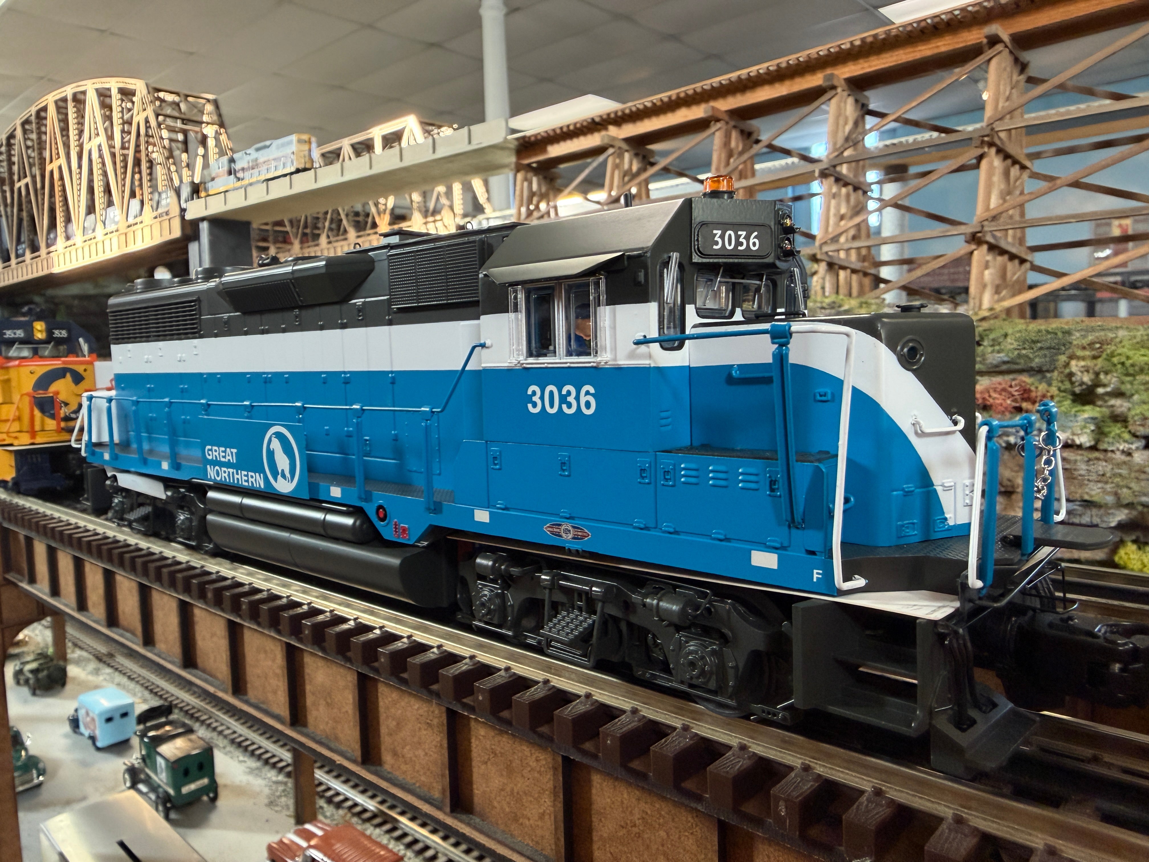 Lionel 2533761 - Legacy GP35 Diesel Locomotive "Great Northern" #3036