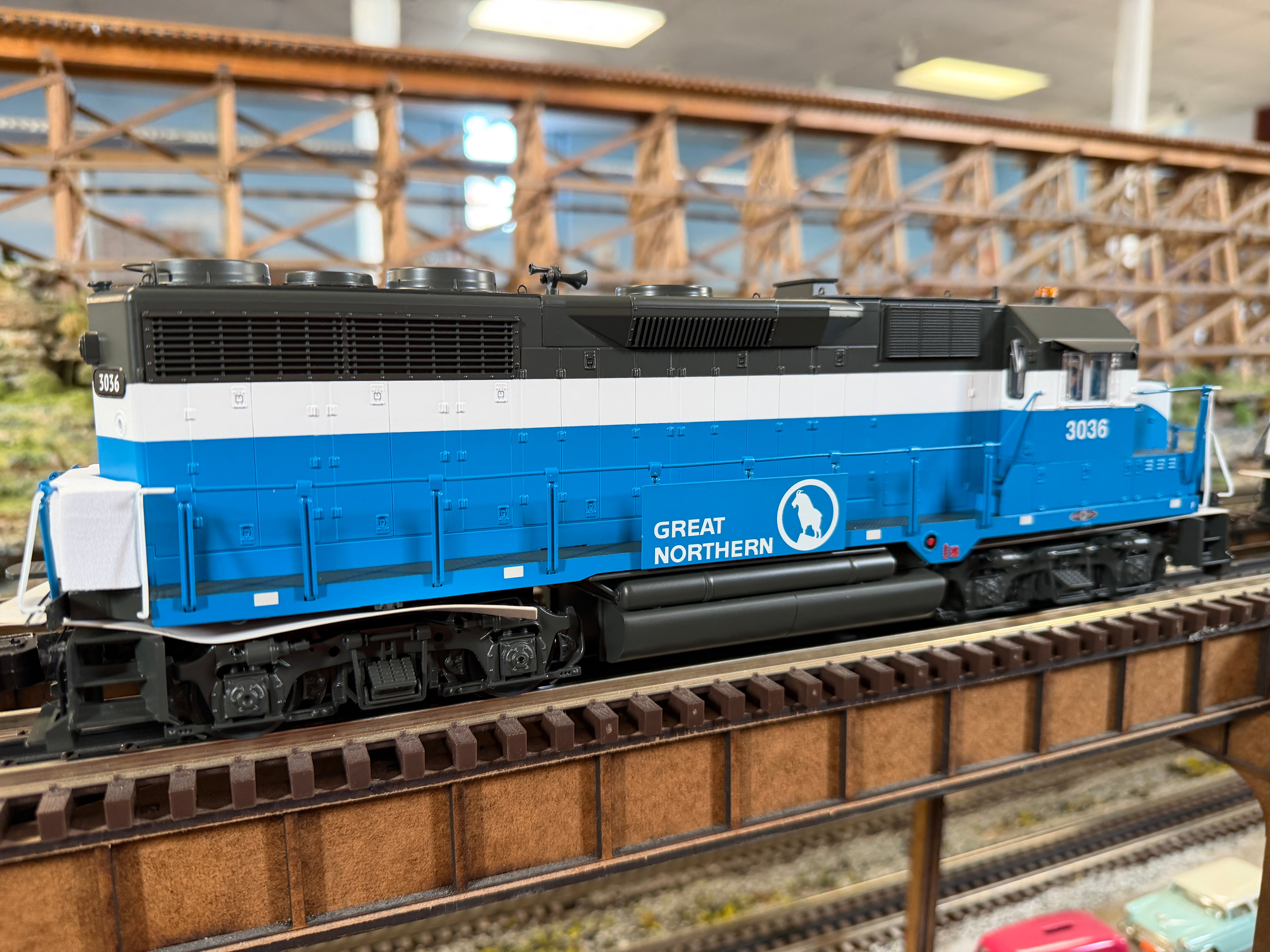 Lionel 2533761 - Legacy GP35 Diesel Locomotive "Great Northern" #3036