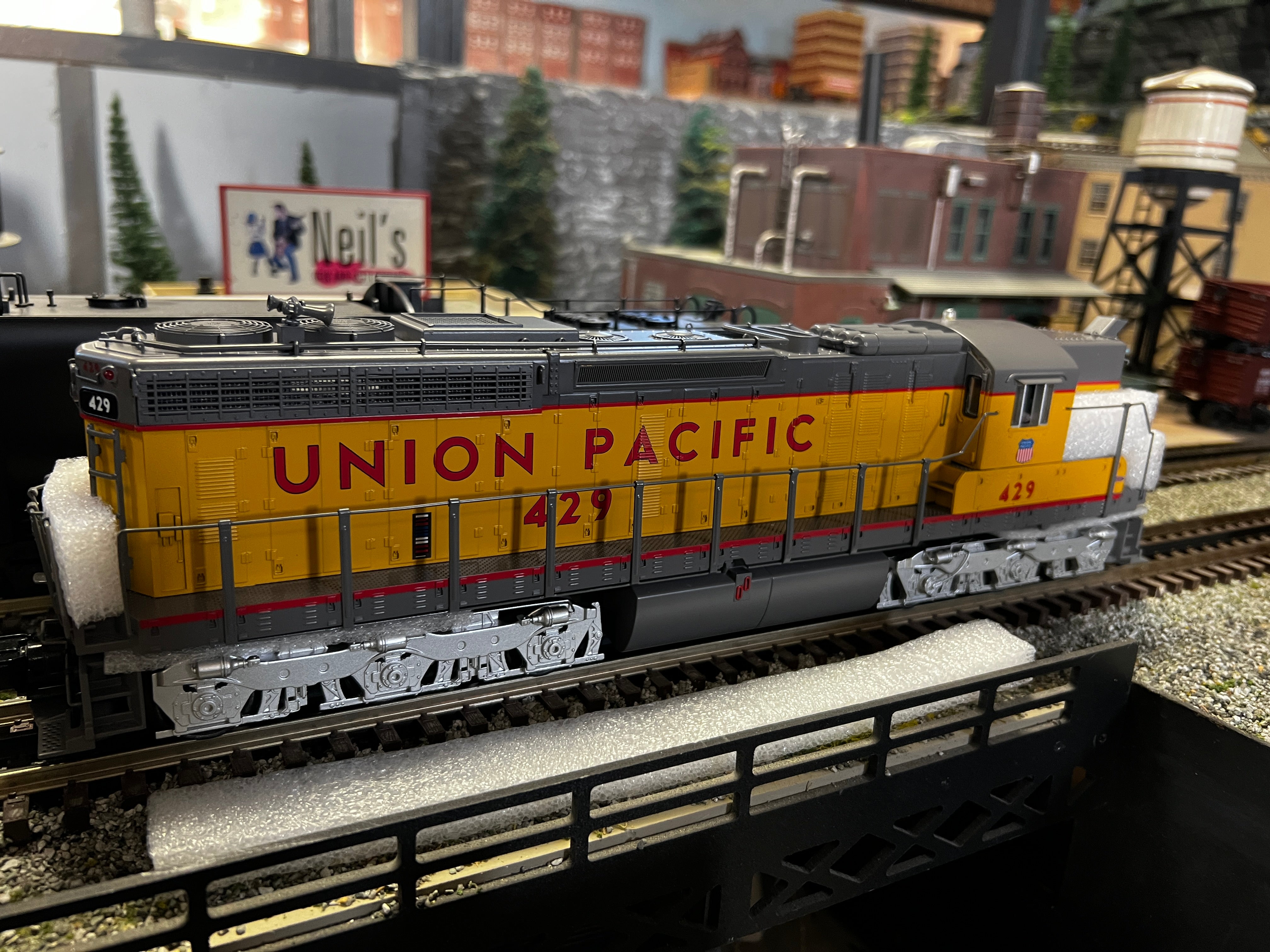 MTH 20-21724-1 - SD24 Diesel Engine "Union Pacific" #448 w/ PS3